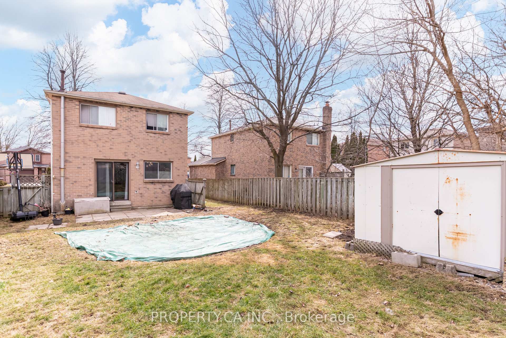 6 Hendley Drive