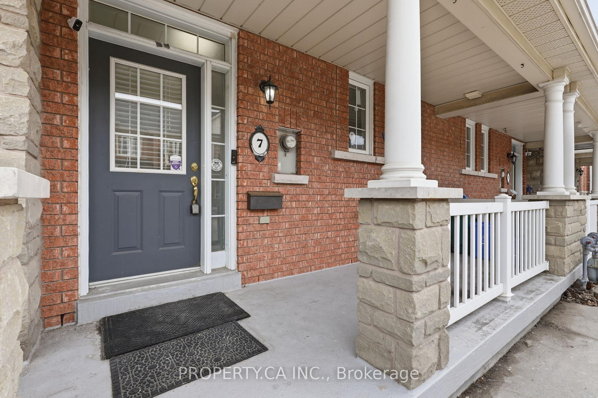 7 Torr Lane
