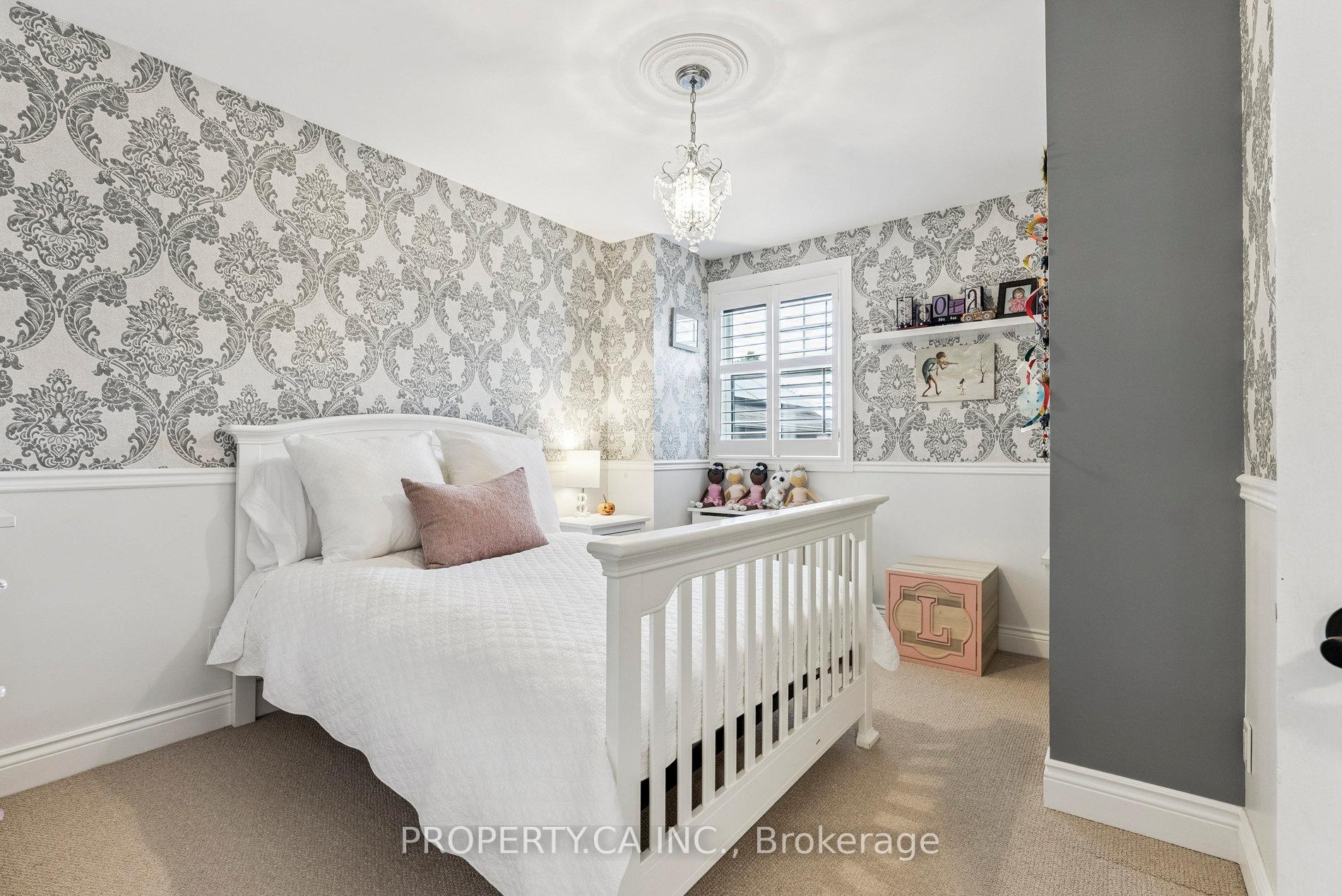 1628 Woodbine Heights Boulevard