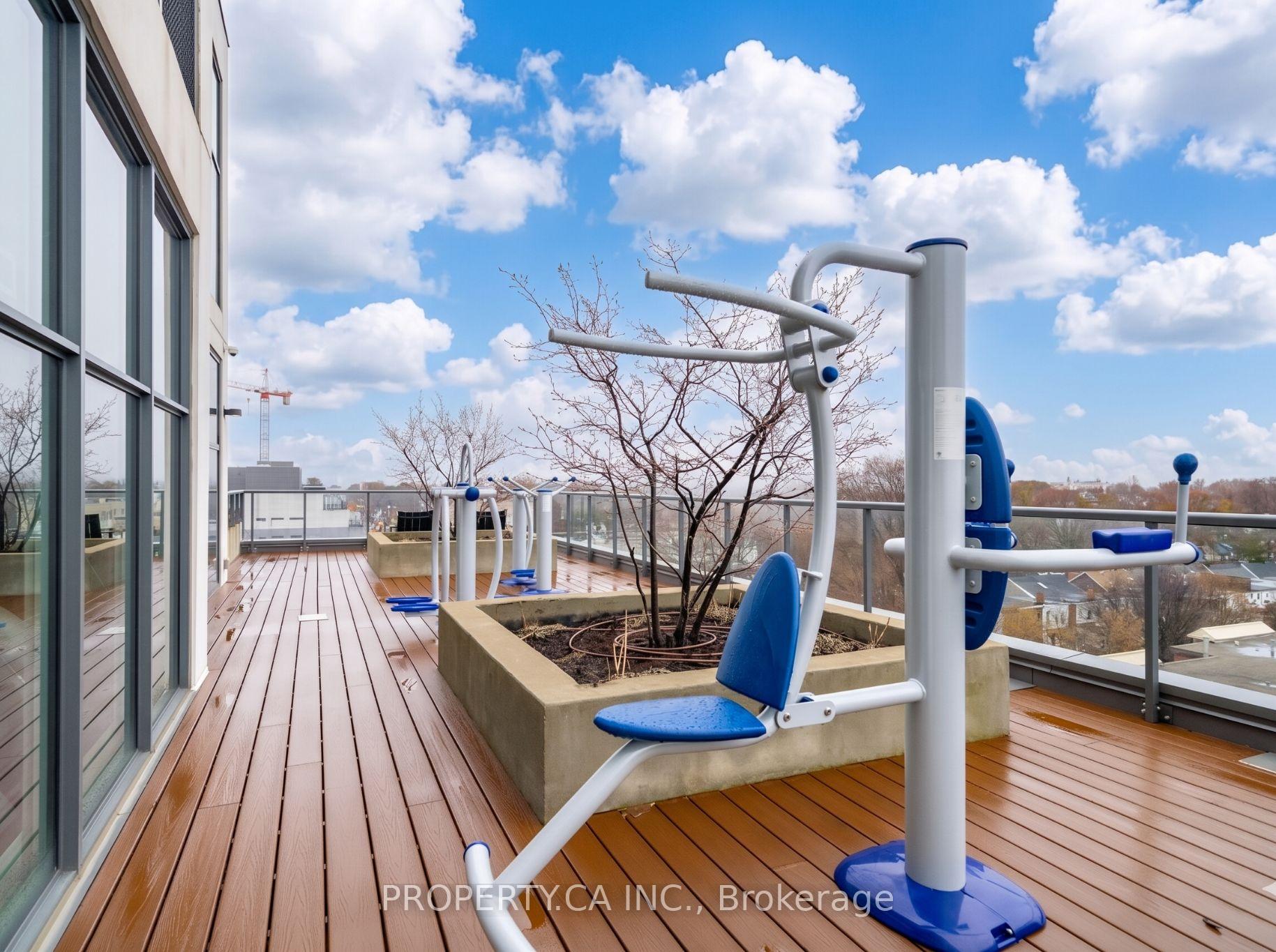 1331 Queen Street E 413