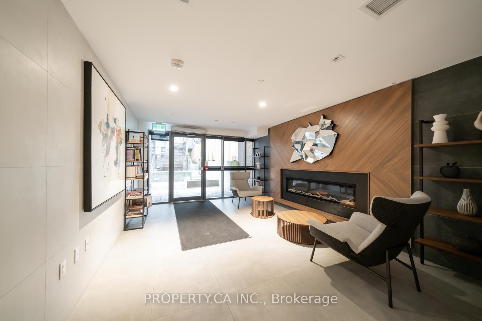 1331 Queen Street E 413