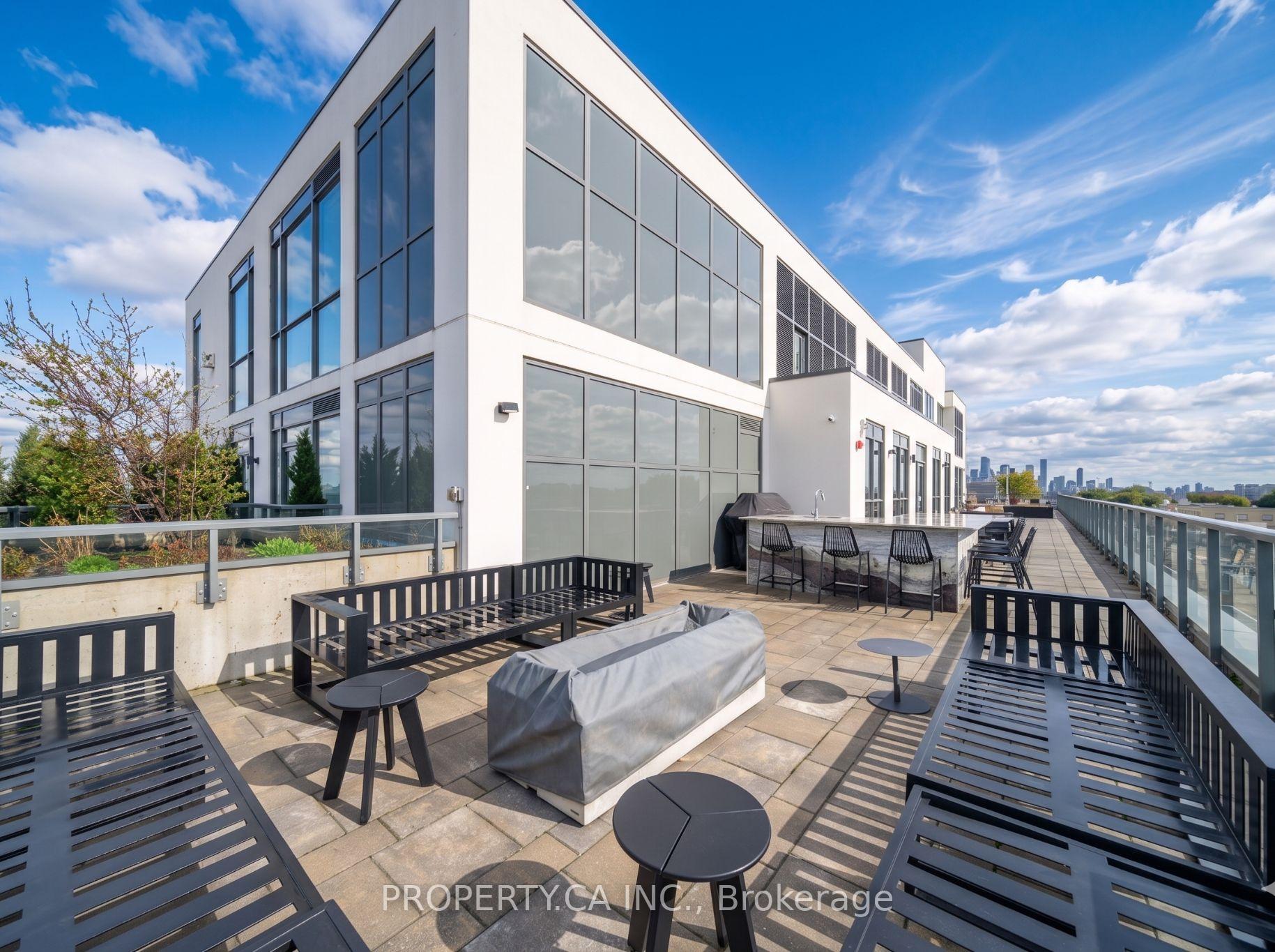 1331 Queen Street E 413