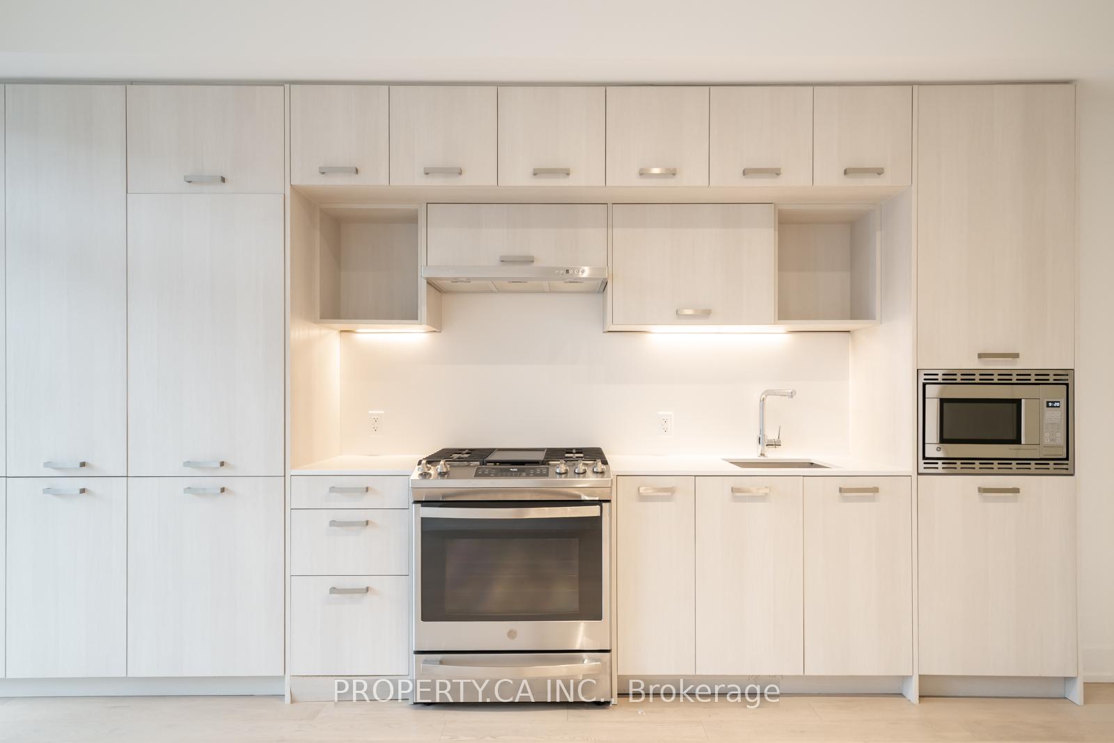 1331 Queen Street E 413