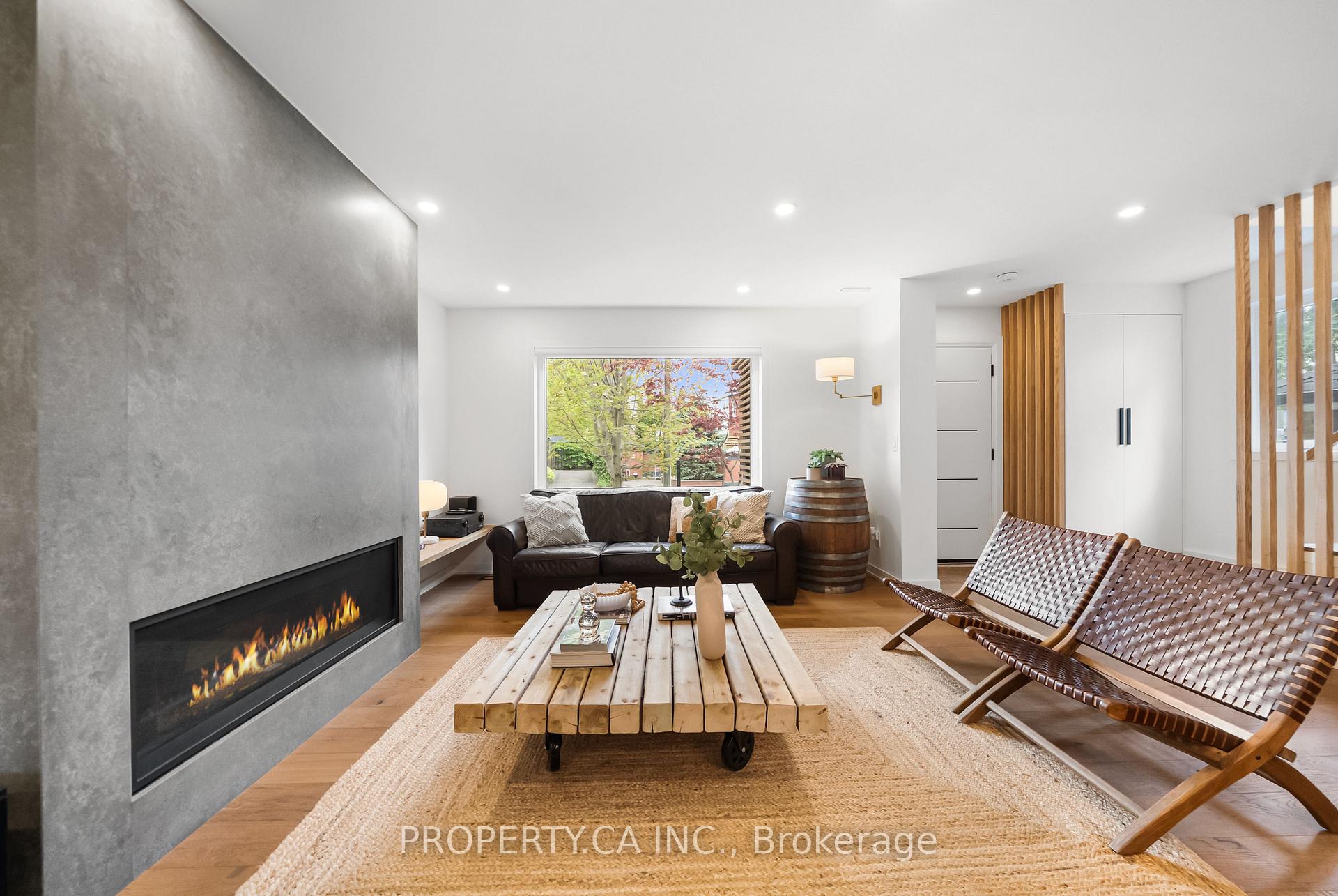 9 Maughan Crescent