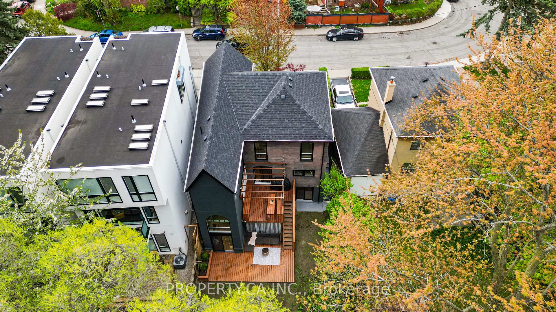 9 Maughan Crescent