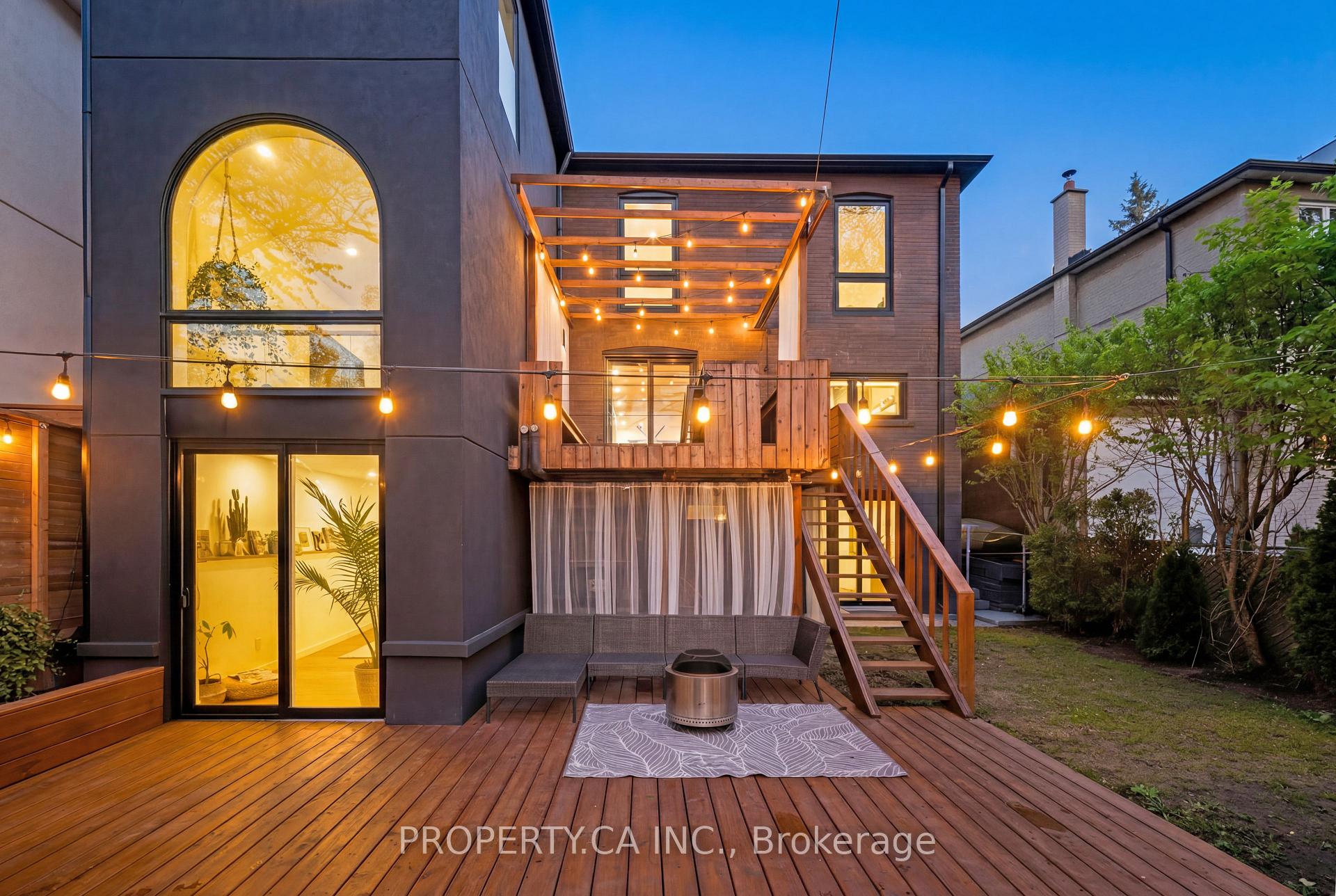 9 Maughan Crescent
