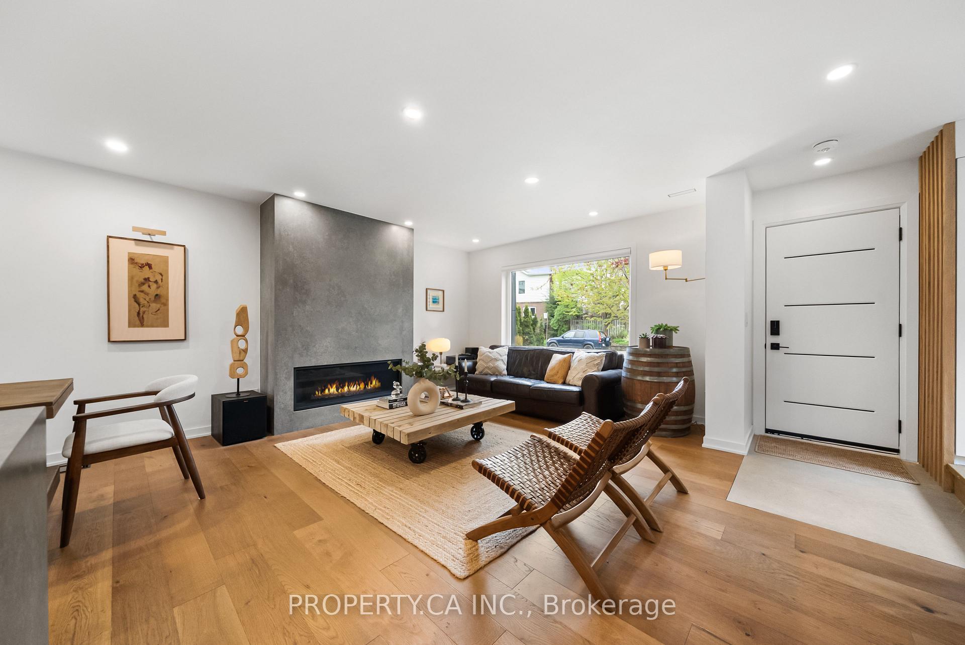 9 Maughan Crescent