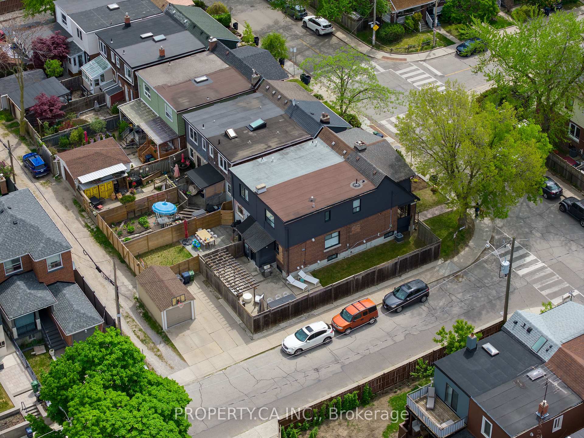 124 Milverton Boulevard