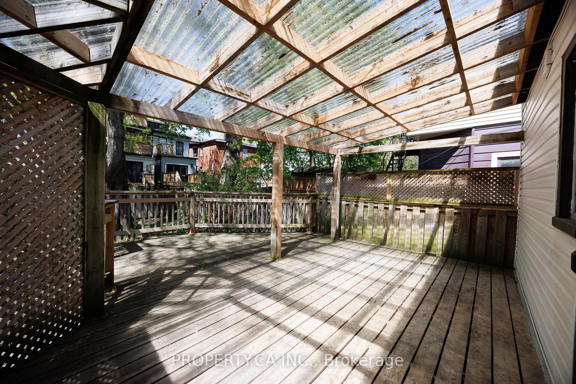 332 Woodfield Road