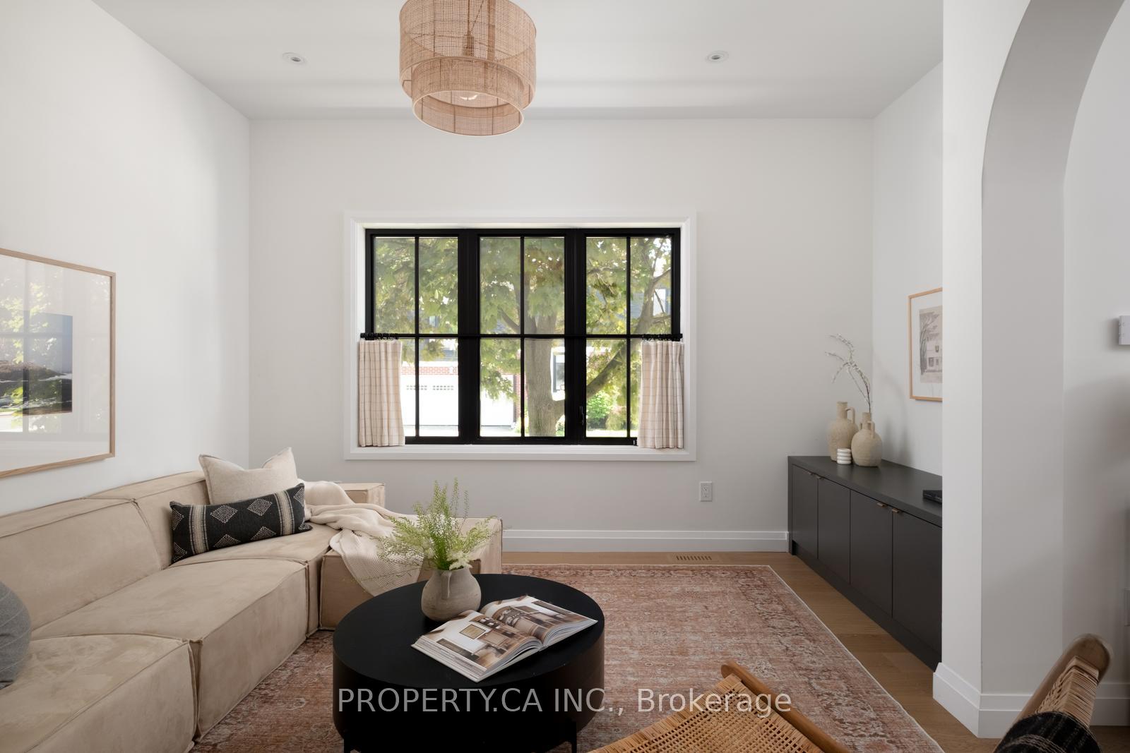 25 Hunt Club Drive