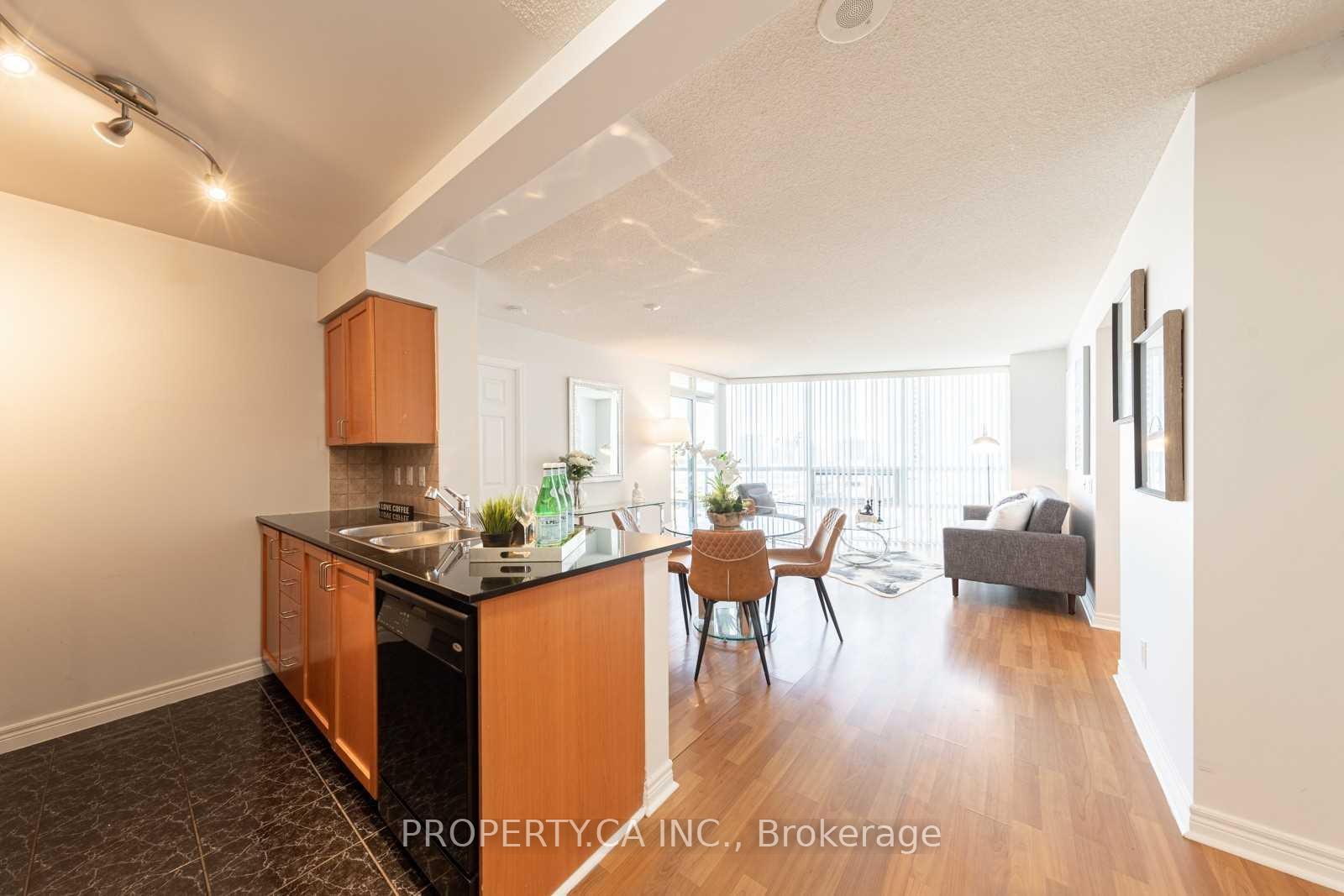 83 Borough Drive 906