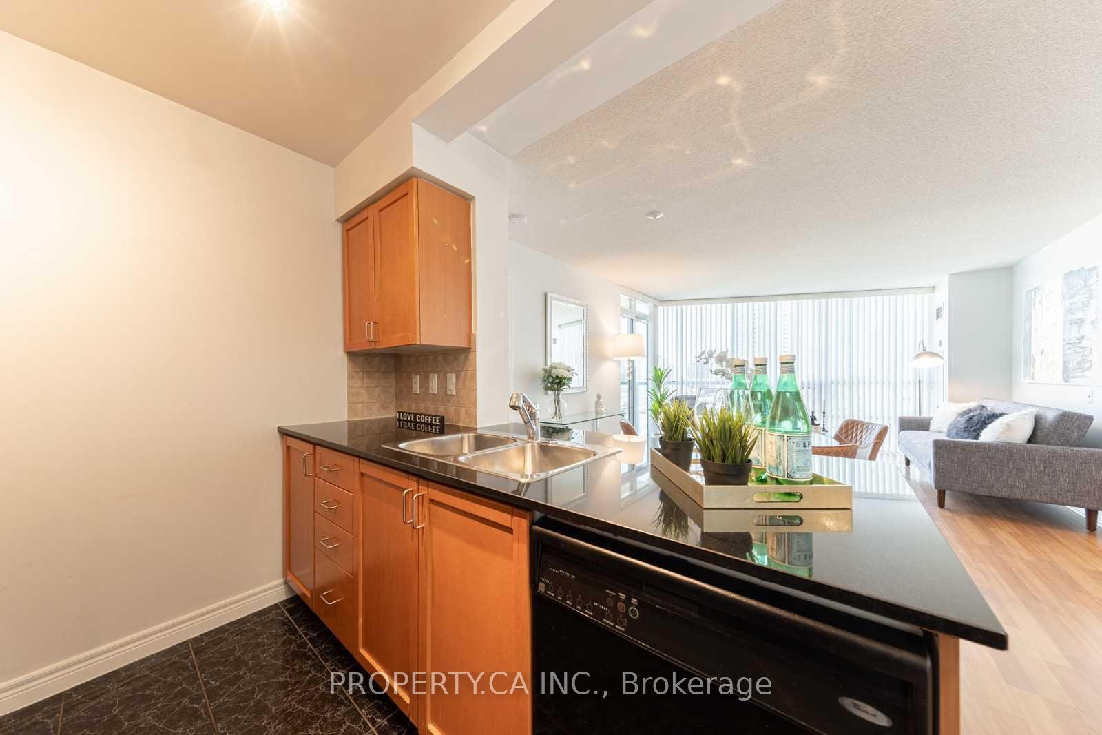 83 Borough Drive 906