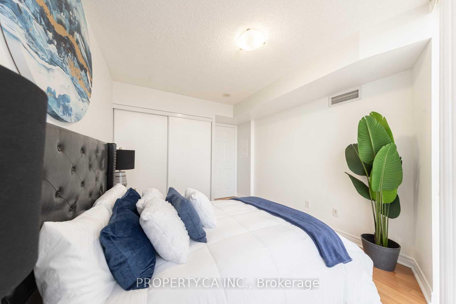 83 Borough Drive 906