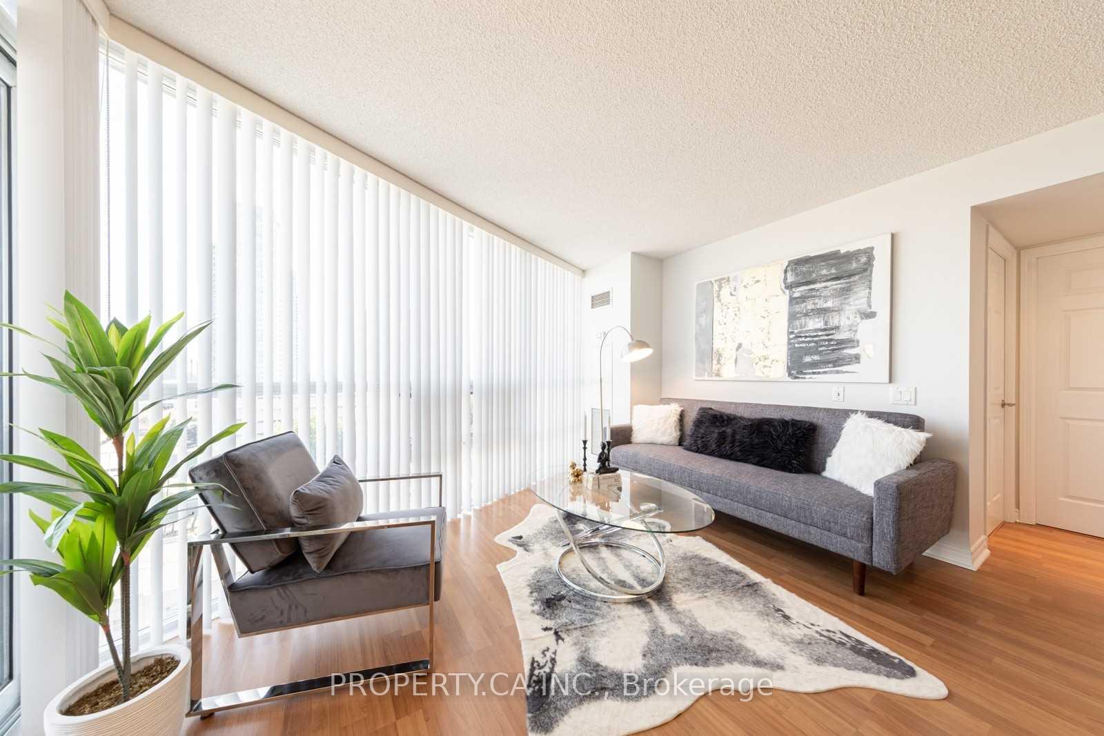 83 Borough Drive 906