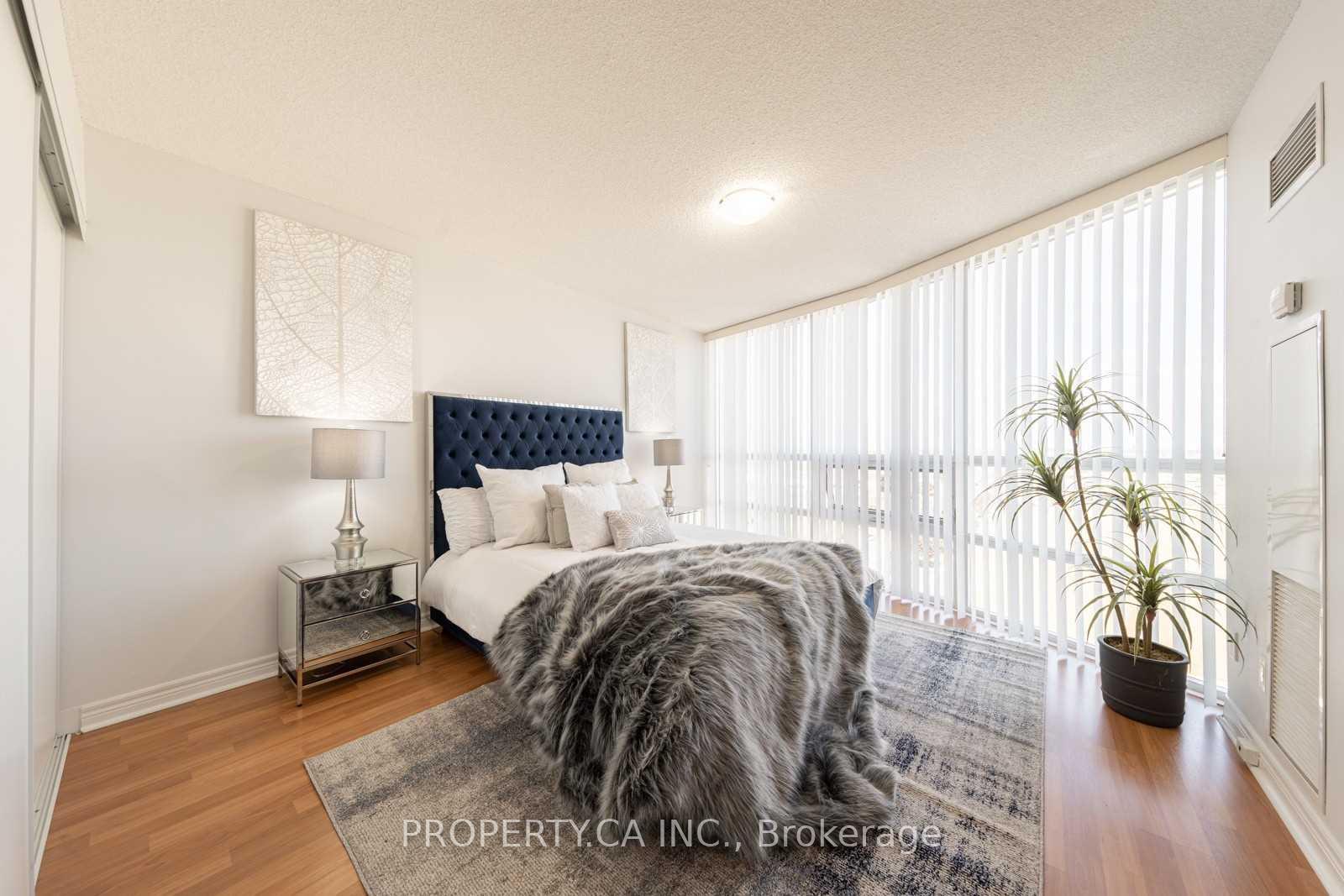 83 Borough Drive 906