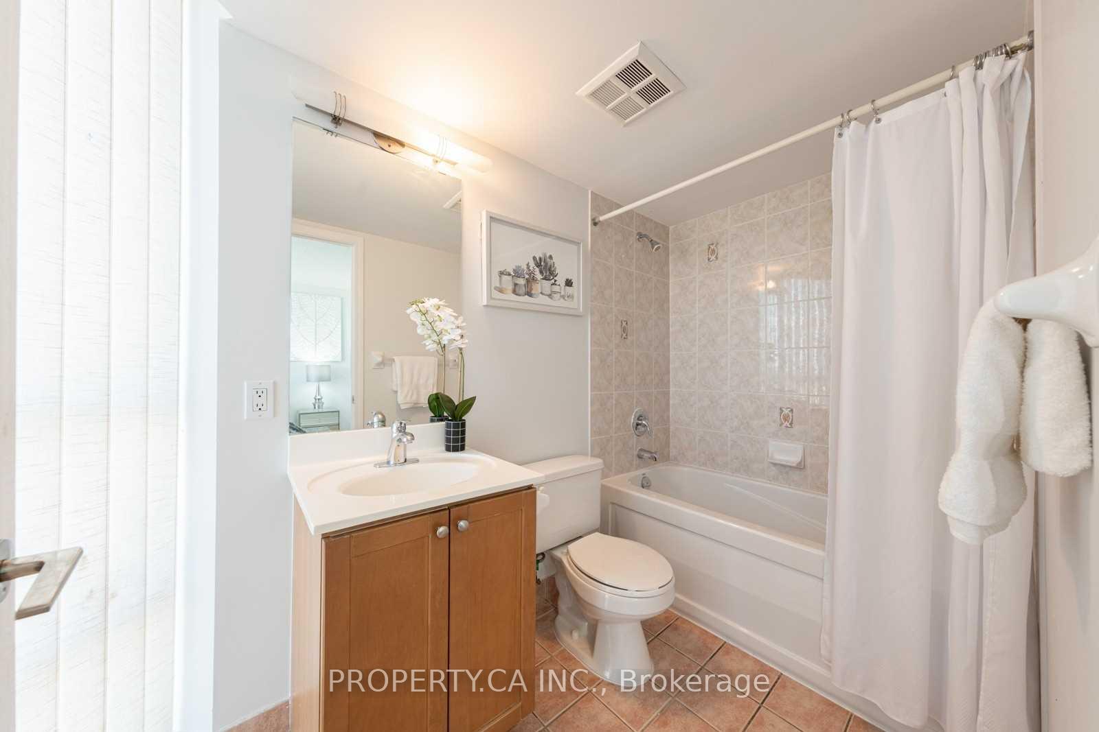 83 Borough Drive 906