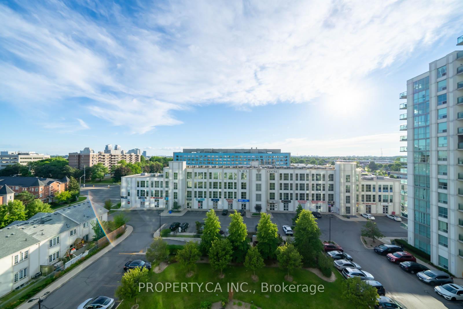 8 Rosebank Drive 9H, Toronto Unit: 9H