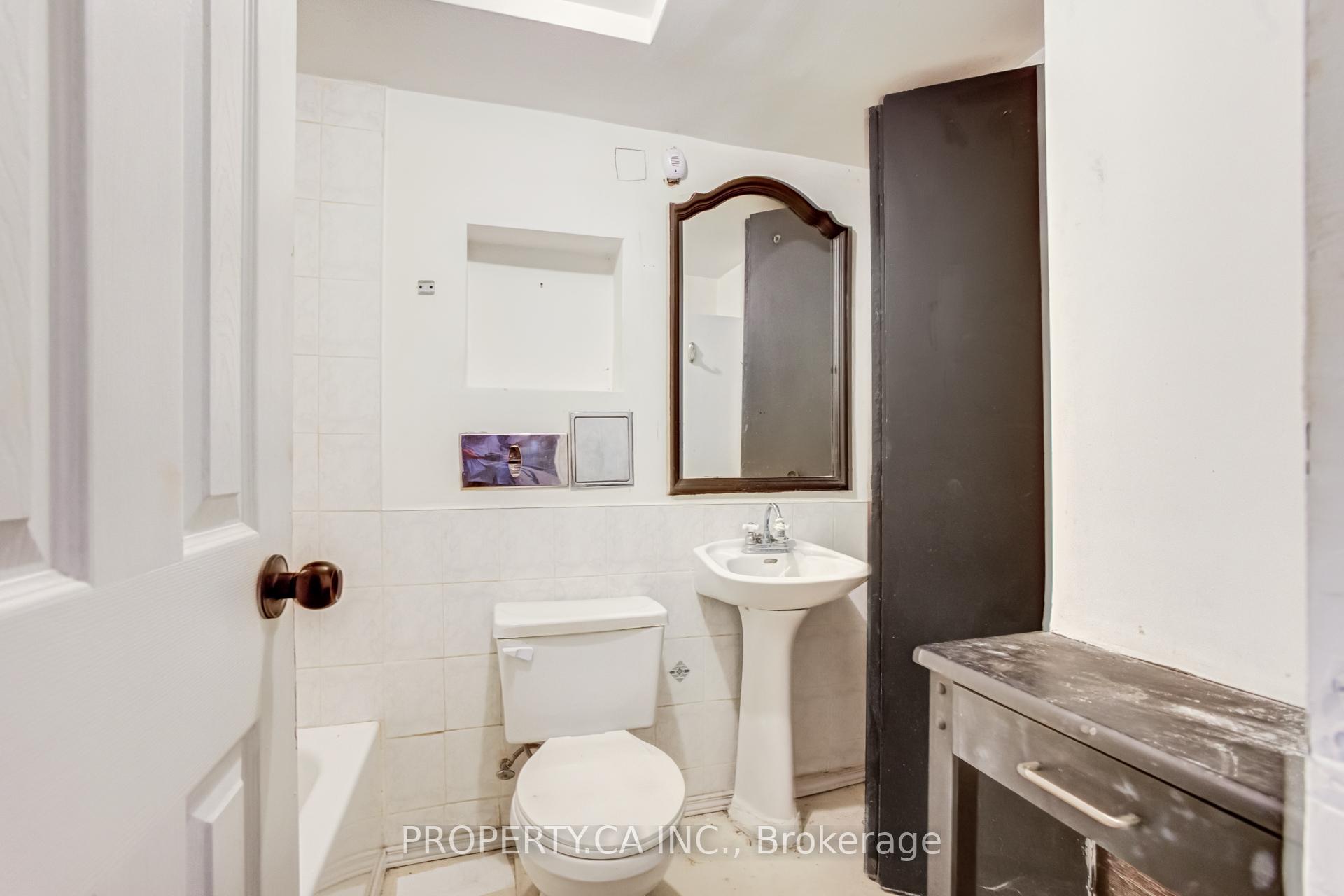 597 Rhodes Avenue, Toronto