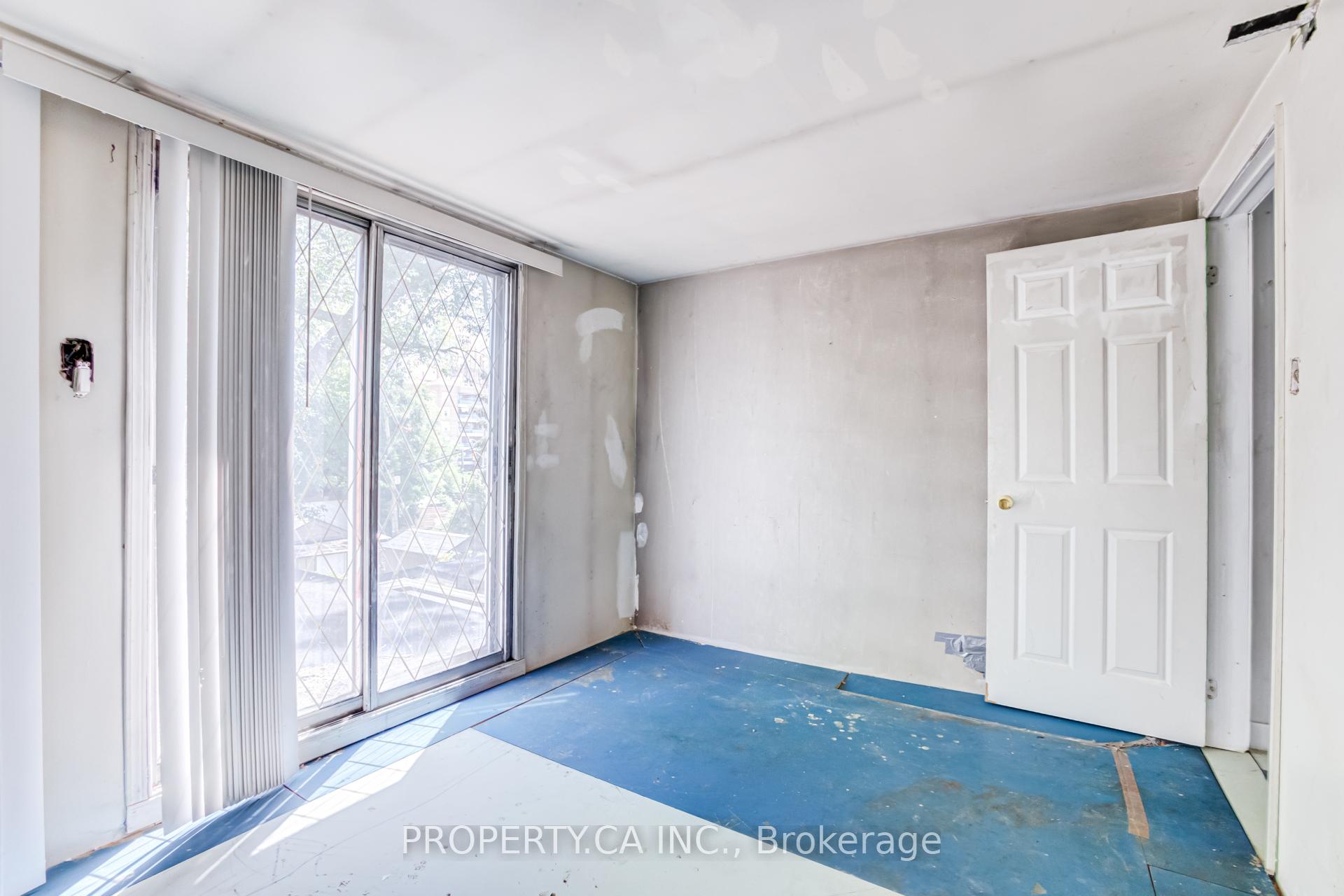 597 Rhodes Avenue, Toronto