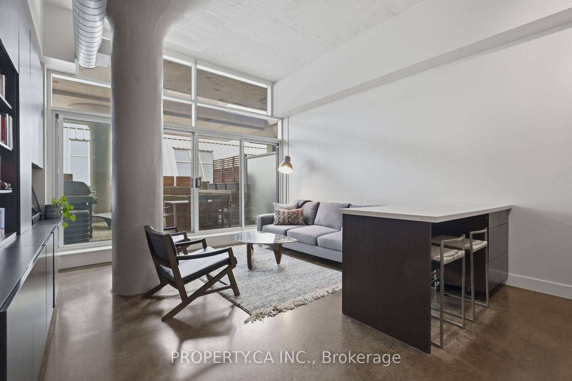 233 Carlaw Avenue 325, Toronto Unit: 325