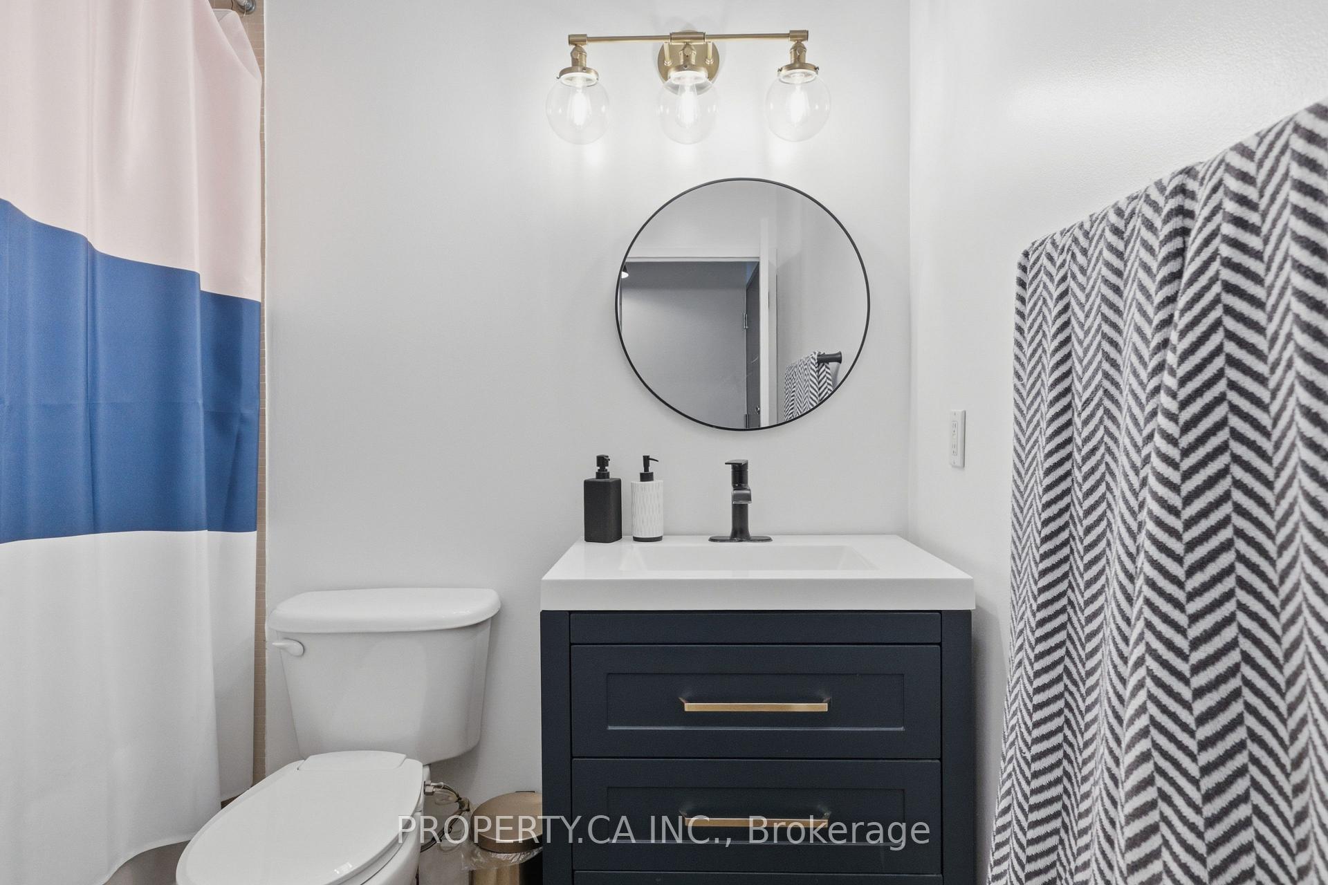 233 Carlaw Avenue 325, Toronto Unit: 325