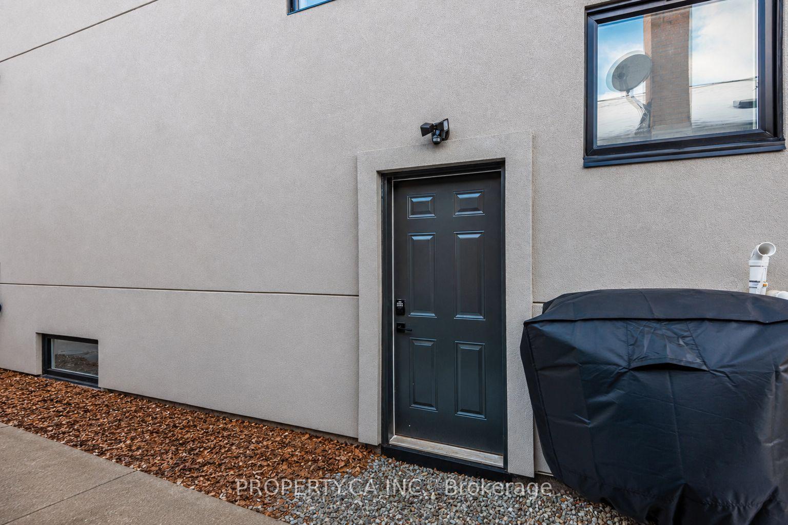 55 Glenshaw Crescent Basement, Toronto Unit: Basement