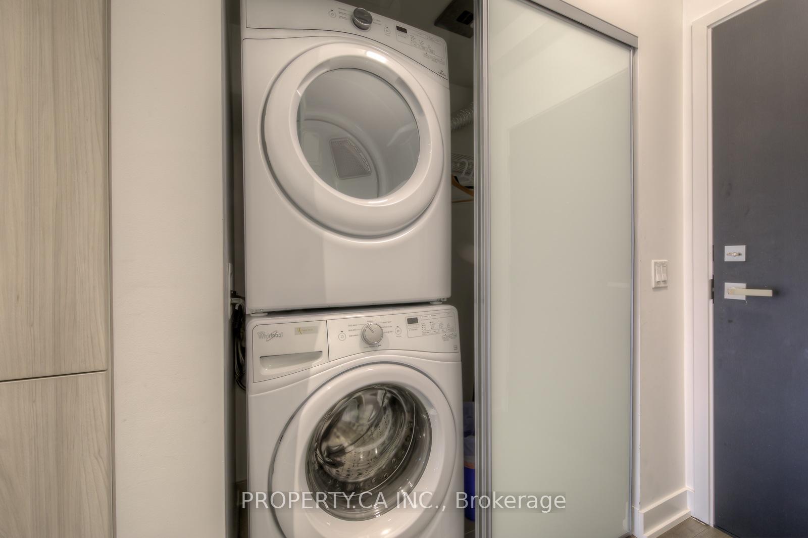 665 Kingston Road 406, Toronto Unit: 406