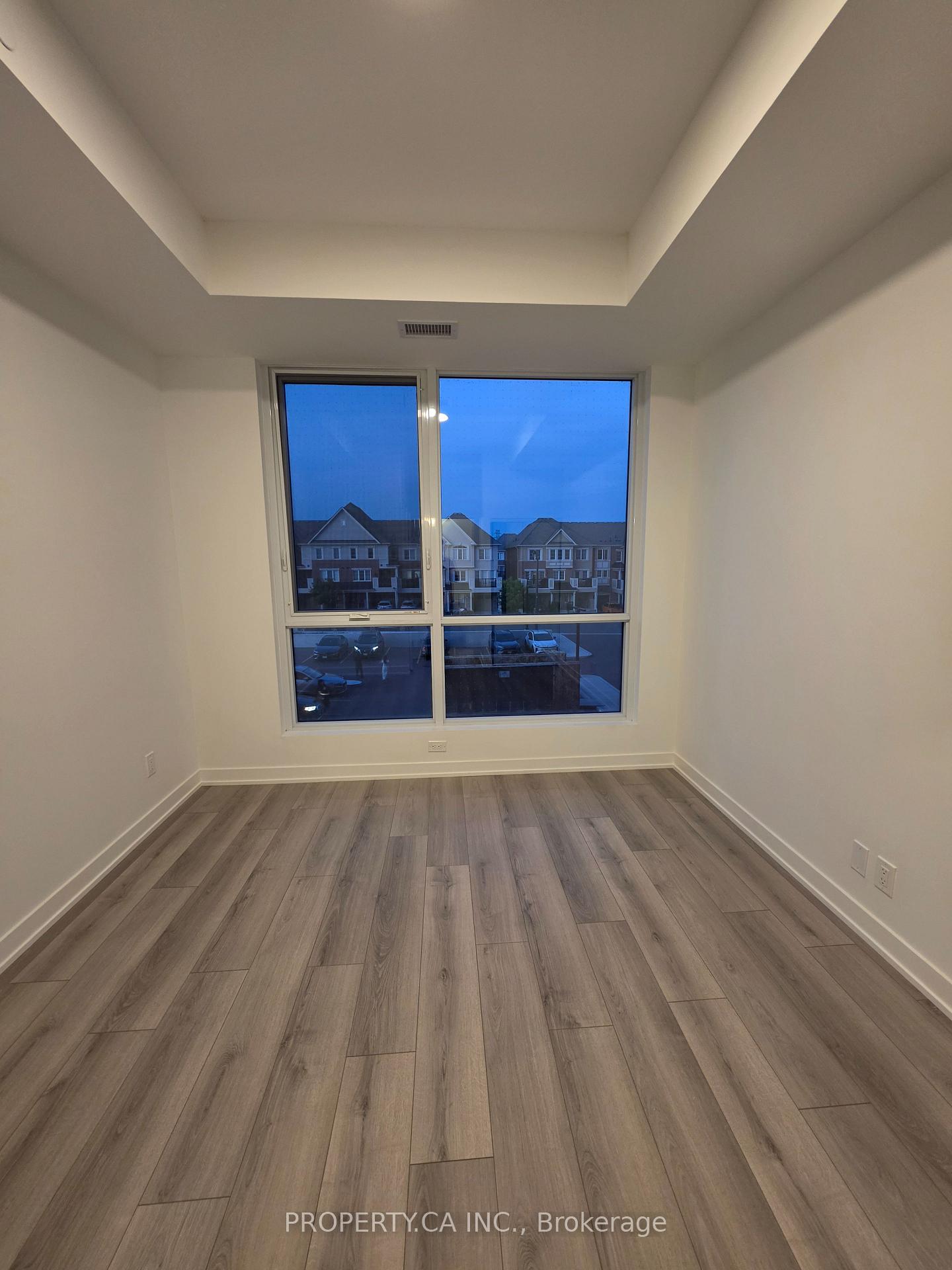 20 Deans Drive 221, Toronto Unit: 221