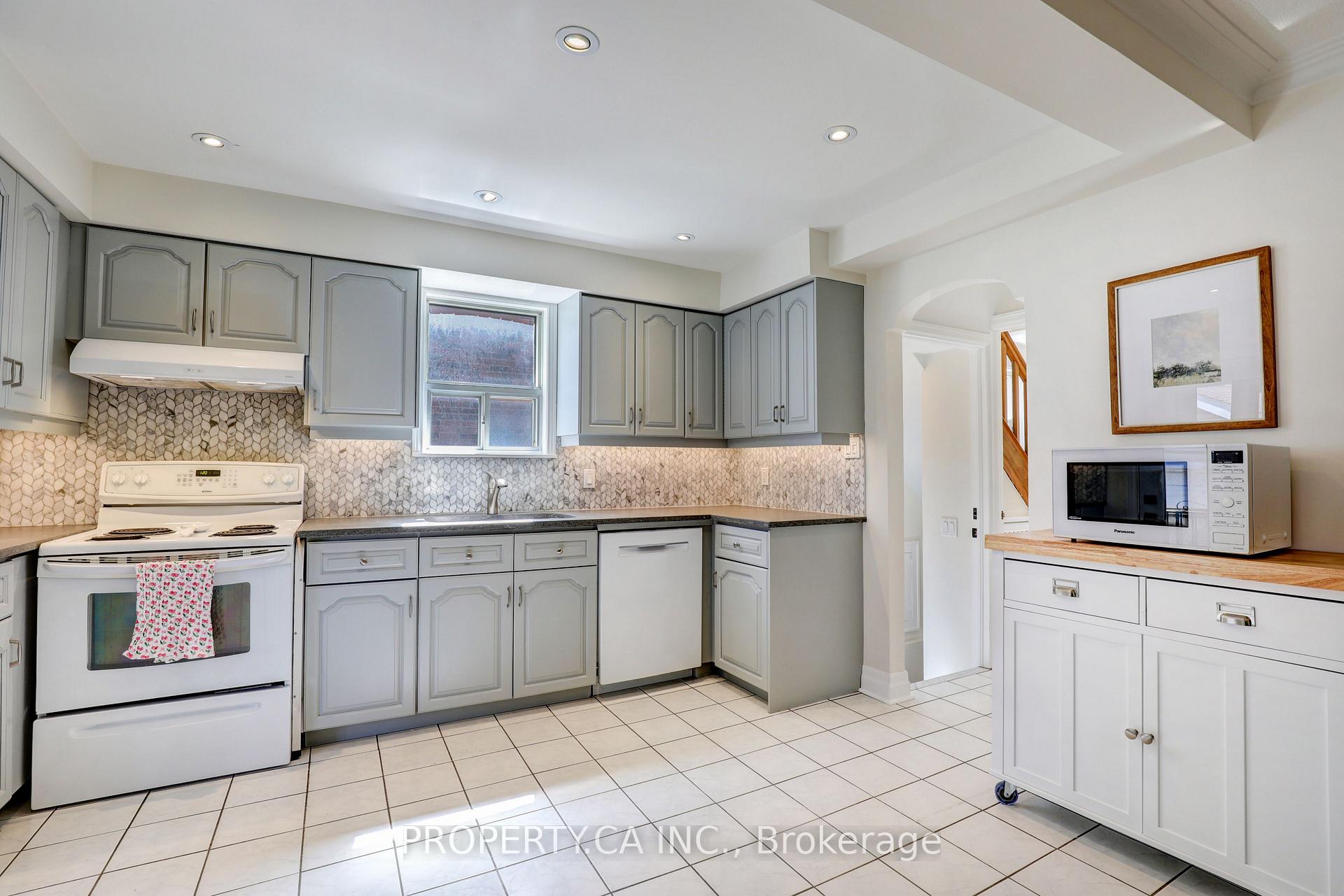 135 Cadorna Avenue, Toronto