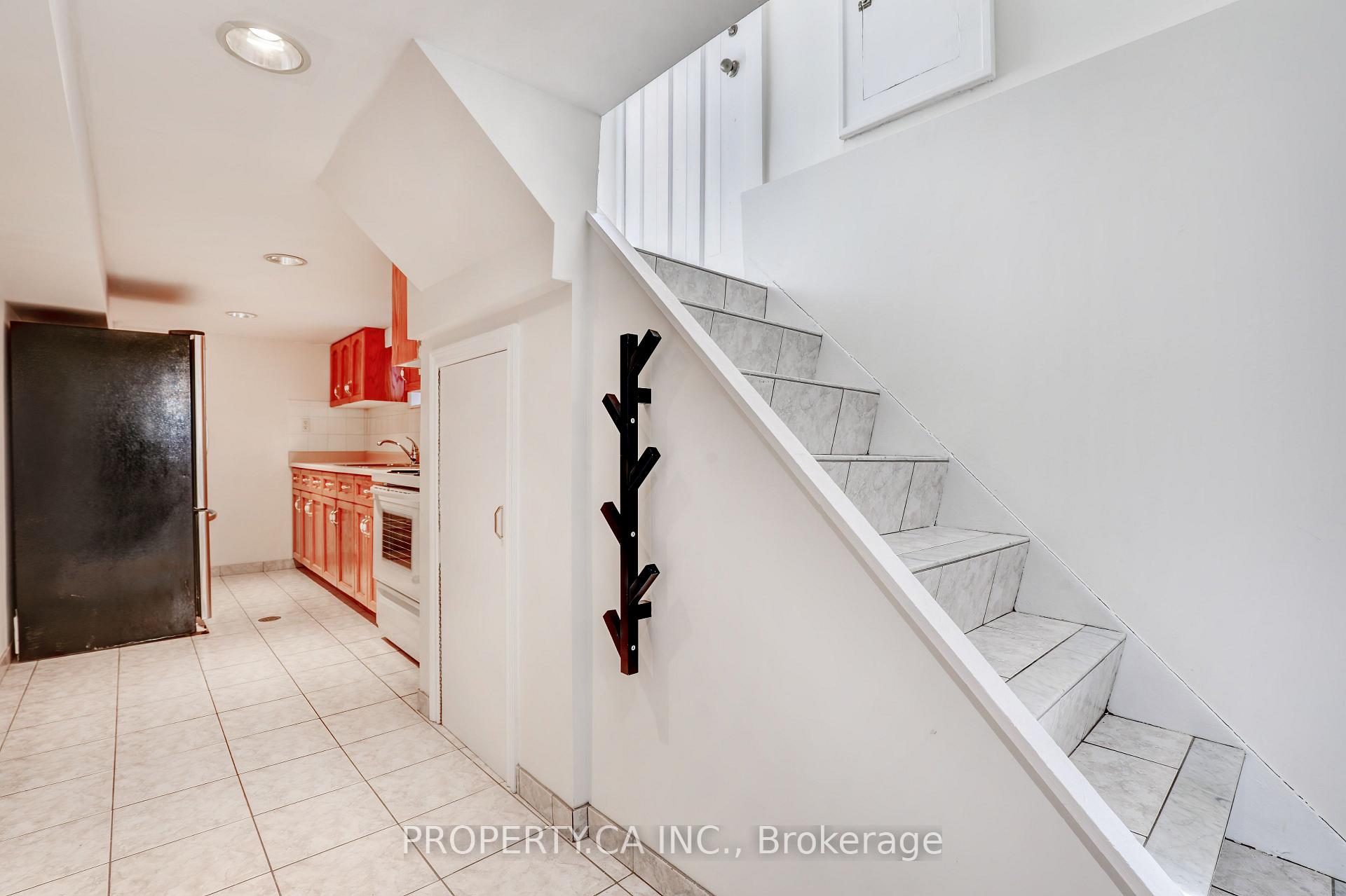 135 Cadorna Avenue, Toronto