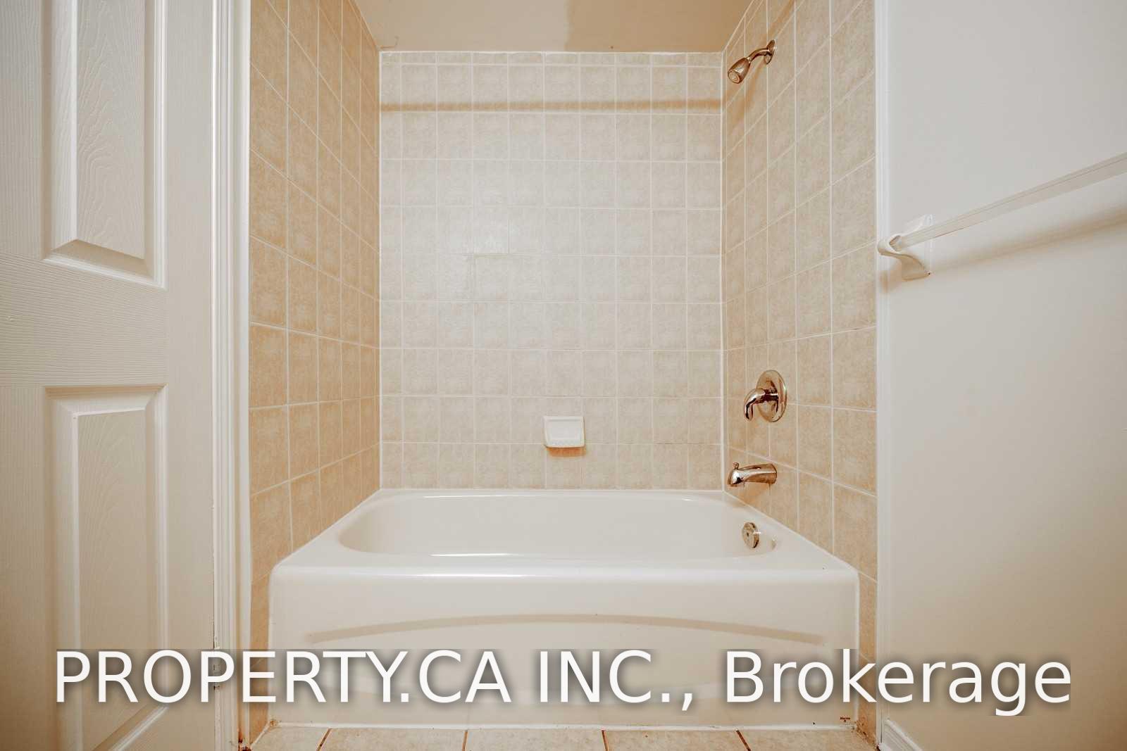 42 Pinery Trail 117, Toronto Unit: 117