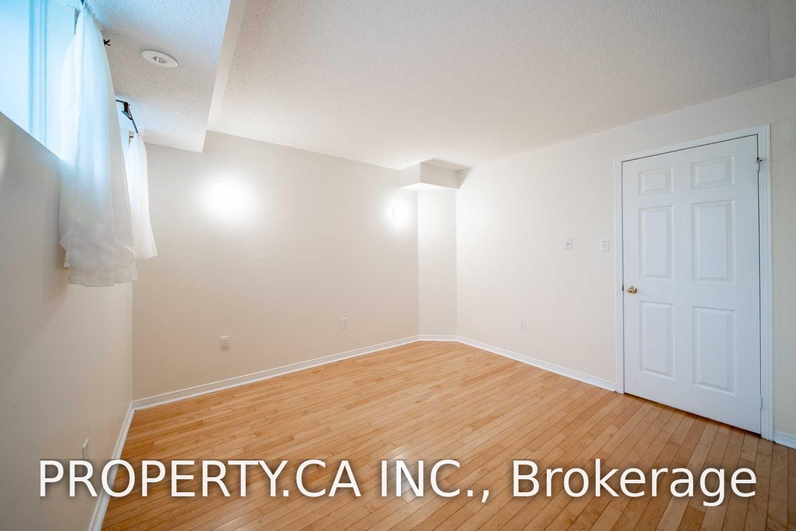 42 Pinery Trail 117, Toronto Unit: 117