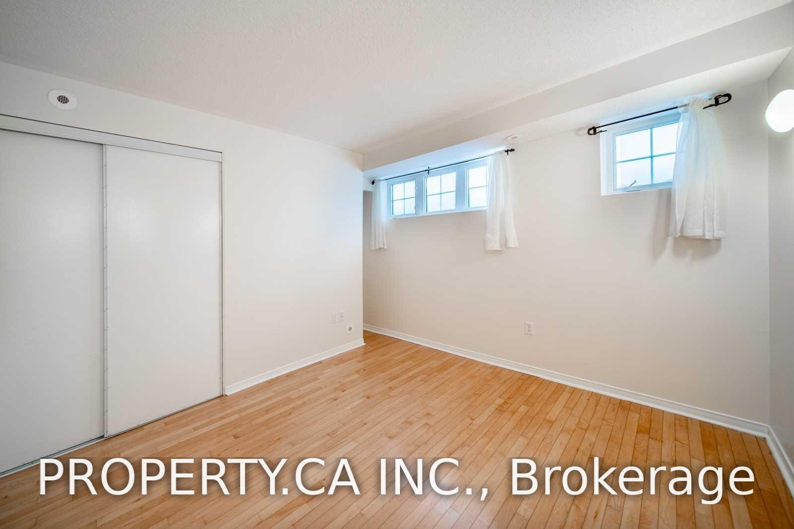 42 Pinery Trail 117, Toronto Unit: 117