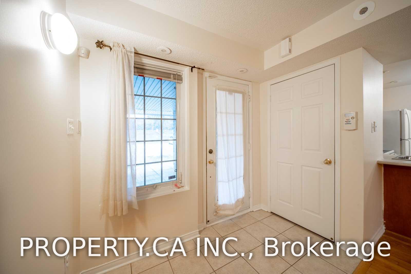 42 Pinery Trail 117, Toronto Unit: 117