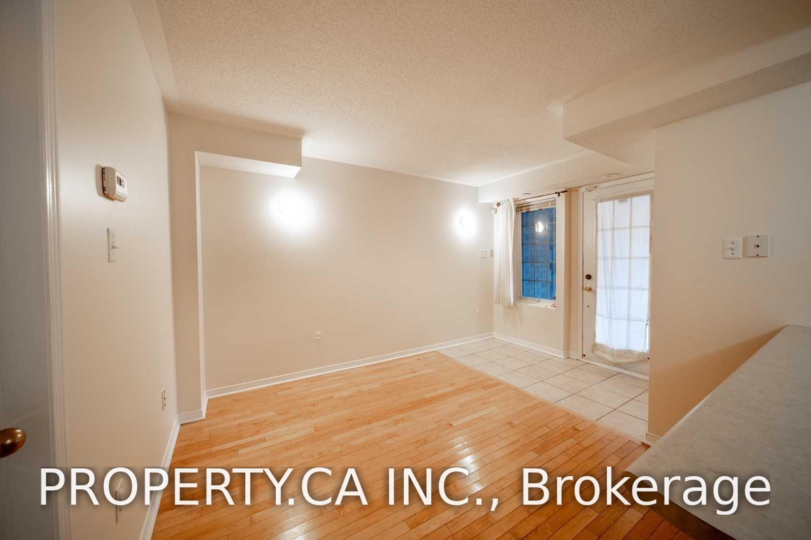 42 Pinery Trail 117, Toronto Unit: 117
