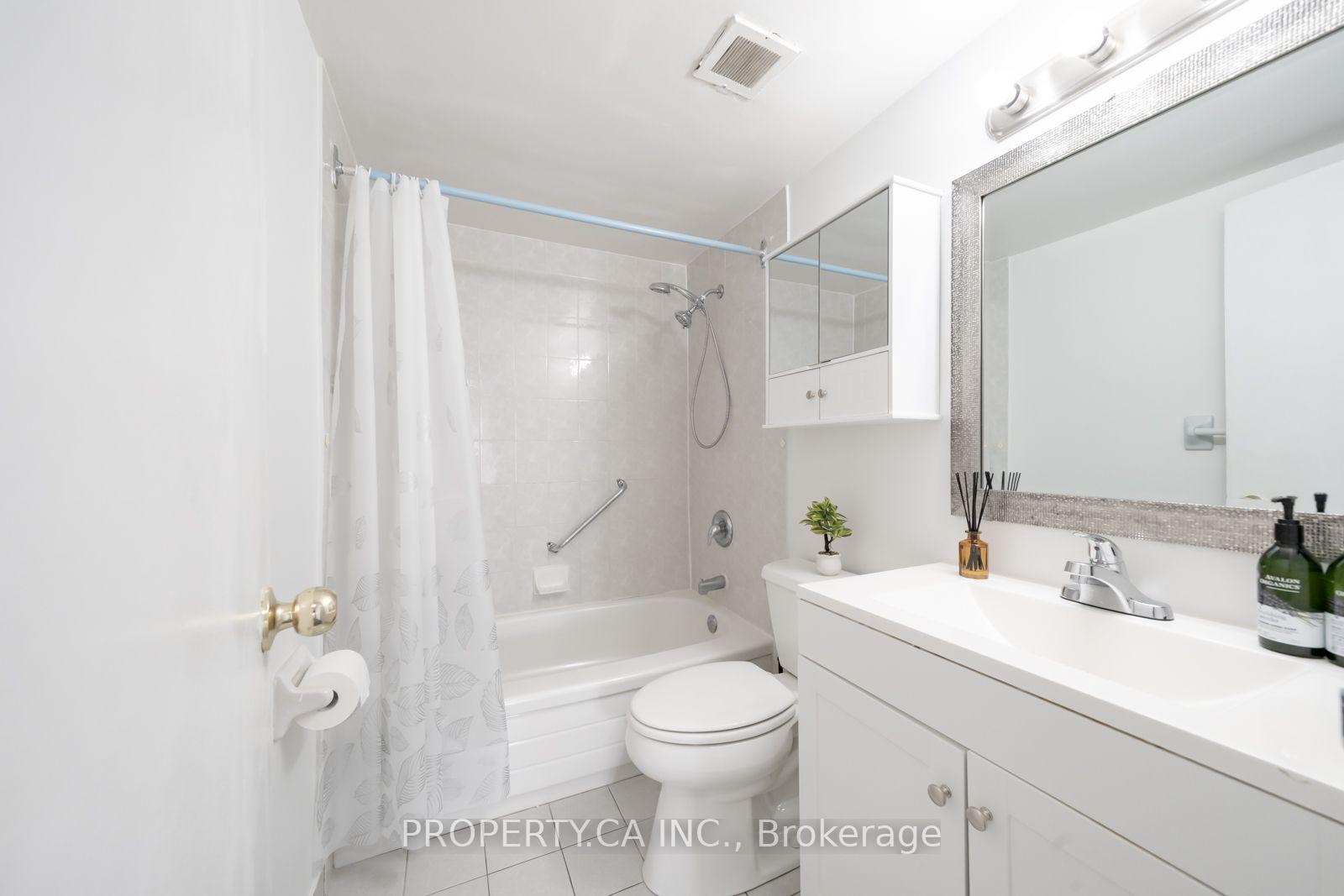 3311 Kingston Road 1111, Toronto Unit: 1111