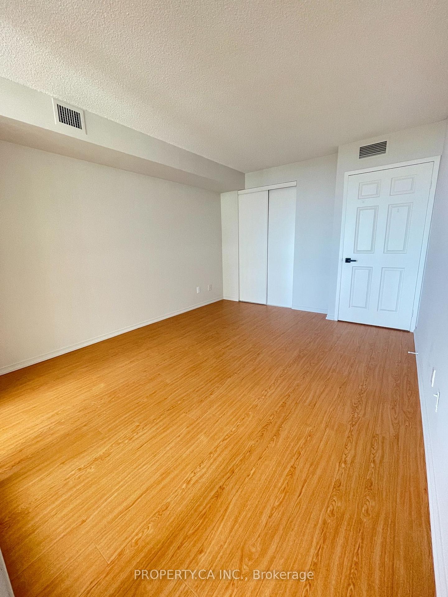 4725 Sheppard Avenue E 1217, Toronto Unit: 1217
