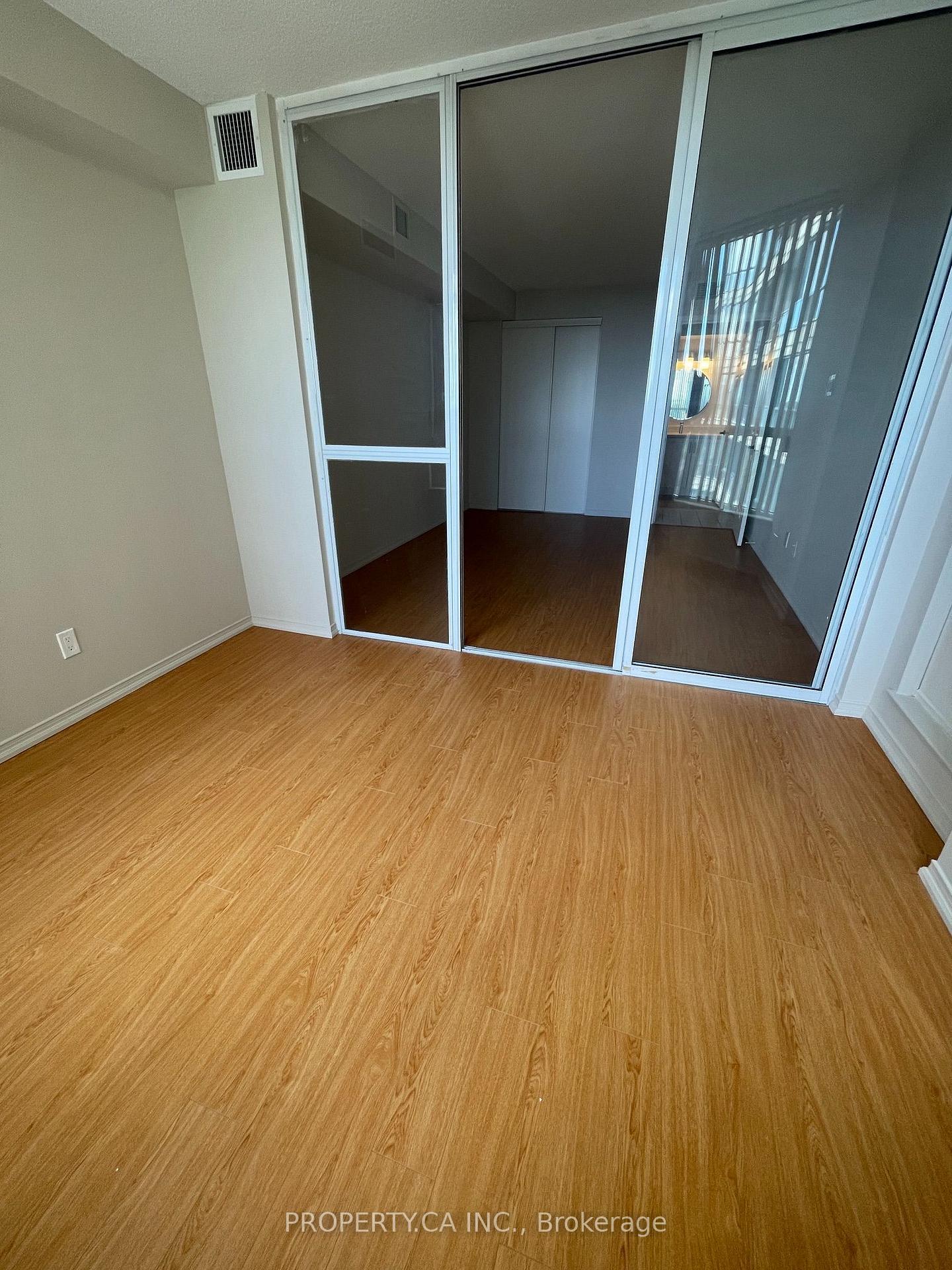 4725 Sheppard Avenue E 1217, Toronto Unit: 1217