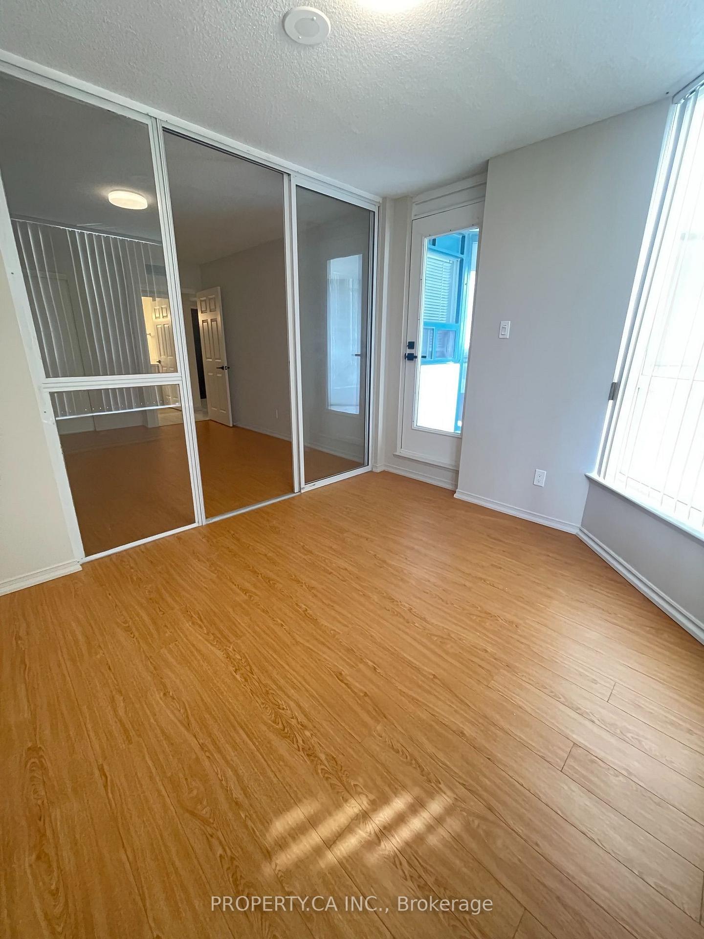 4725 Sheppard Avenue E 1217, Toronto Unit: 1217