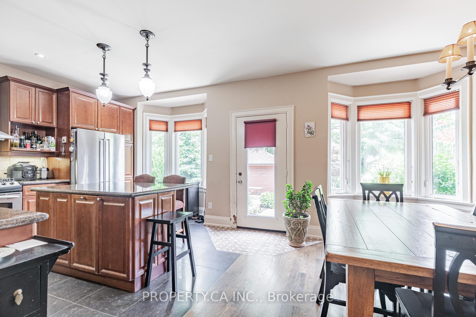131 Gillard Avenue Upper, Toronto Unit: Upper