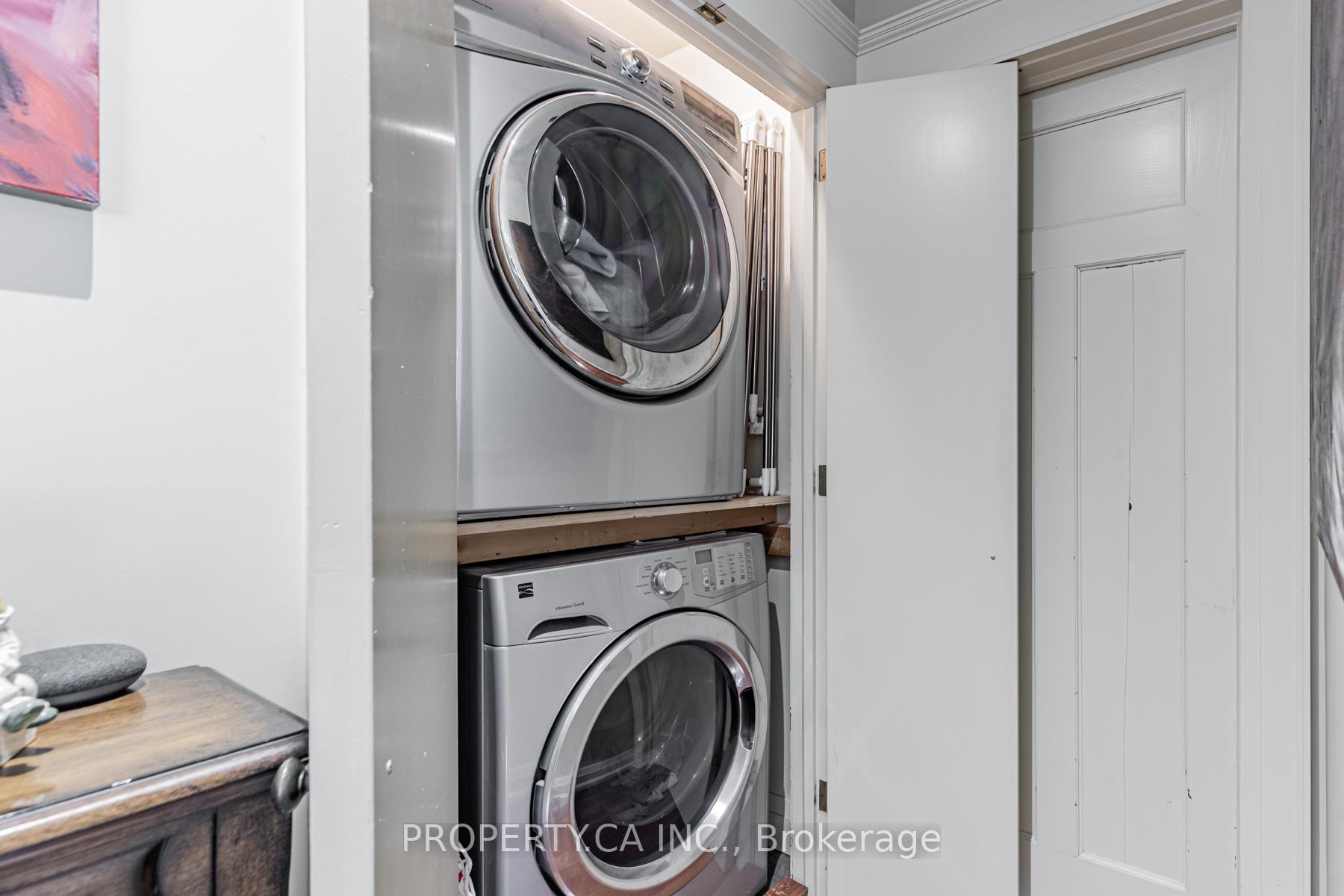 131 Gillard Avenue Upper, Toronto Unit: Upper