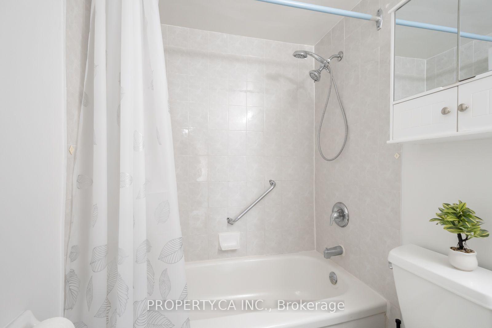 3311 Kingston Road 1111, Toronto Unit: 1111