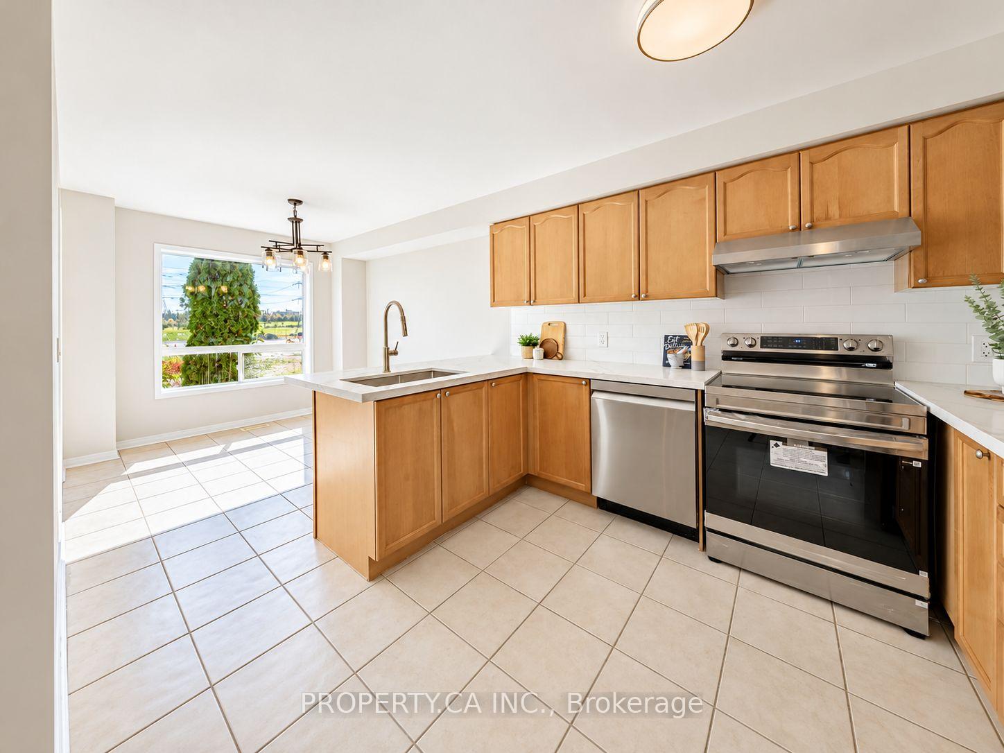 72 Jenkinson Way, Toronto