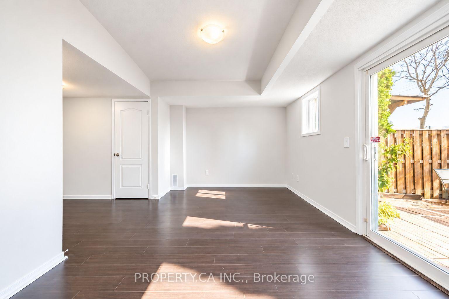 72 Jenkinson Way, Toronto