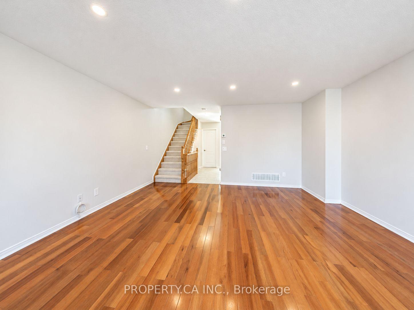72 Jenkinson Way, Toronto