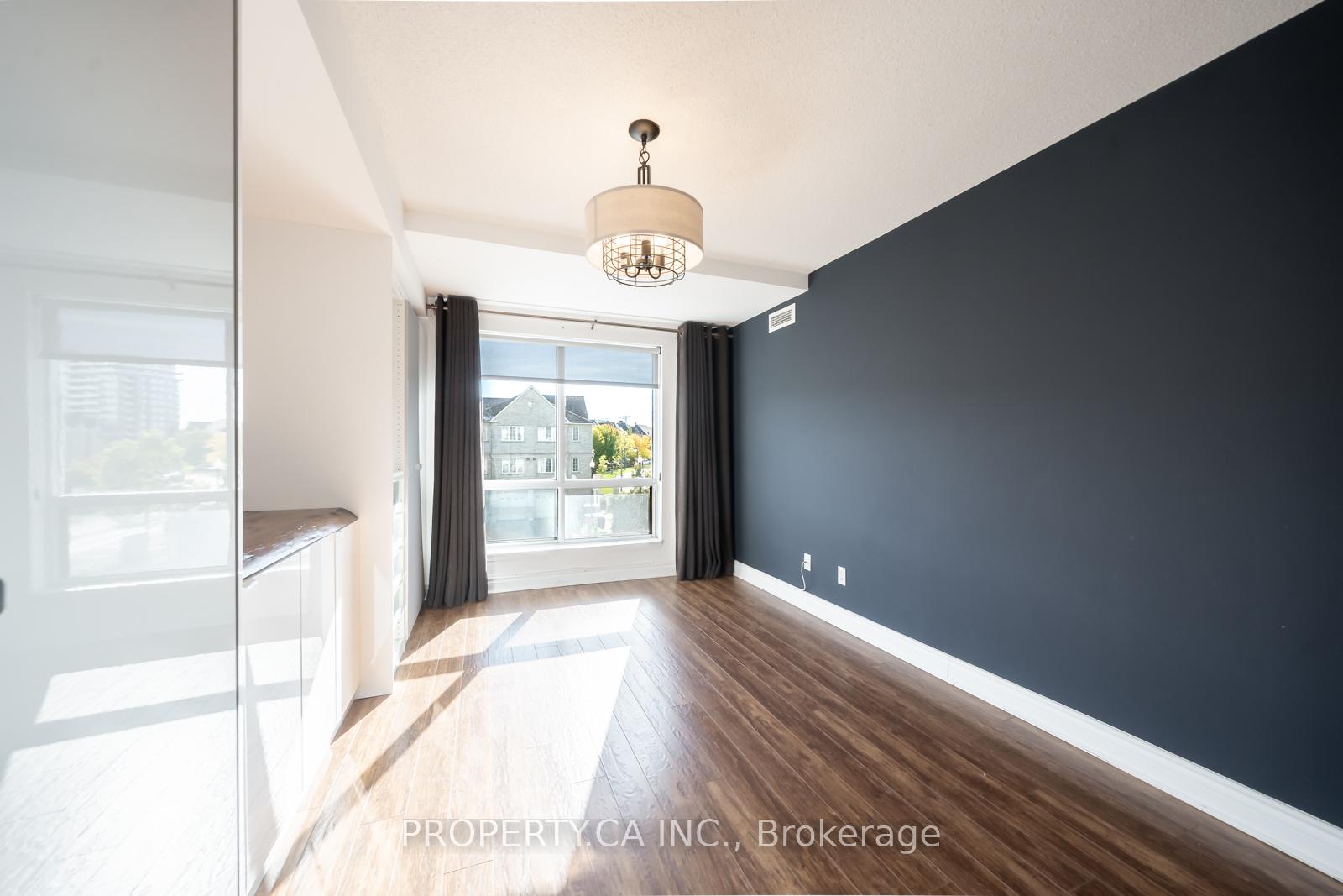 399 South Park Road 303