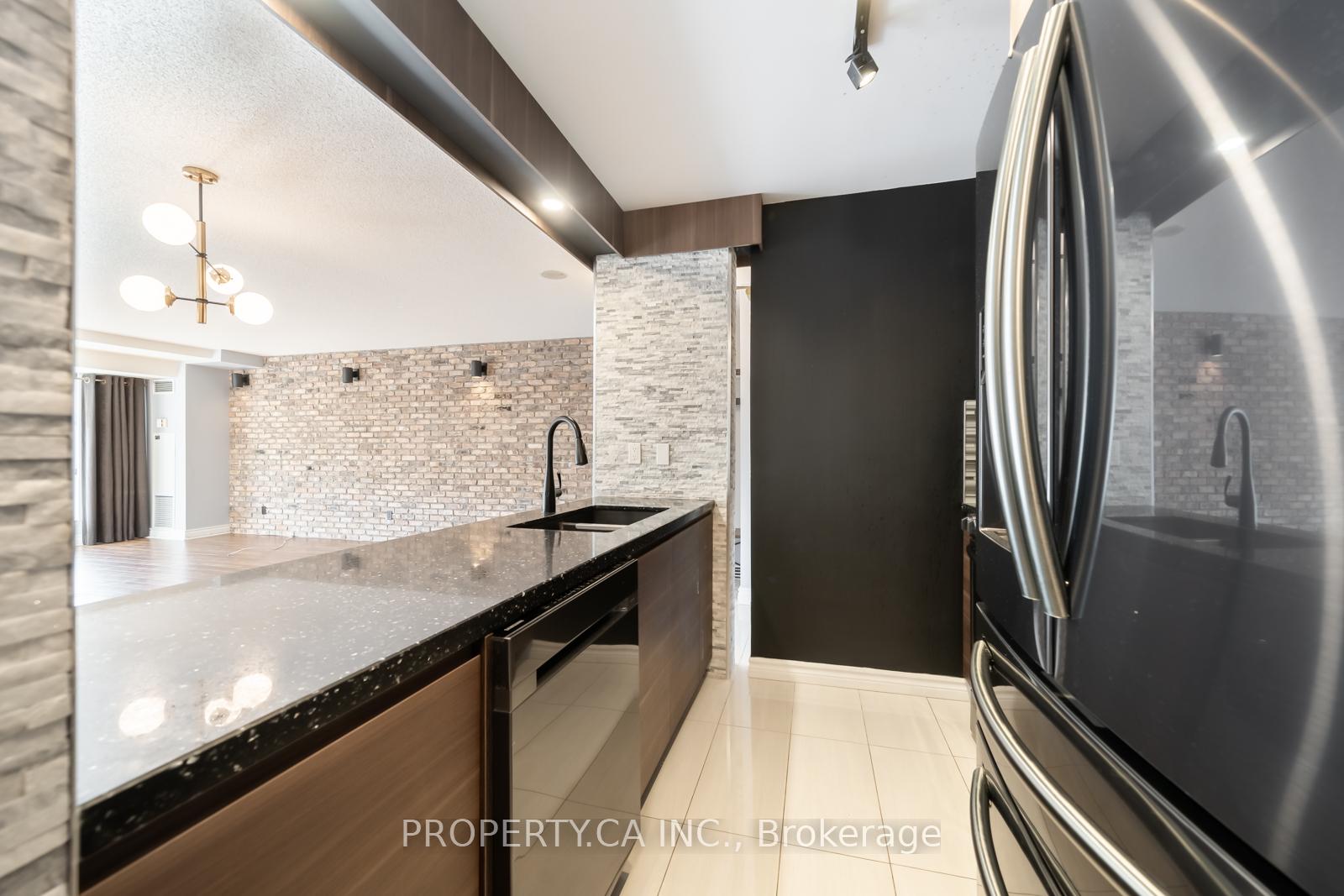 399 South Park Road 303