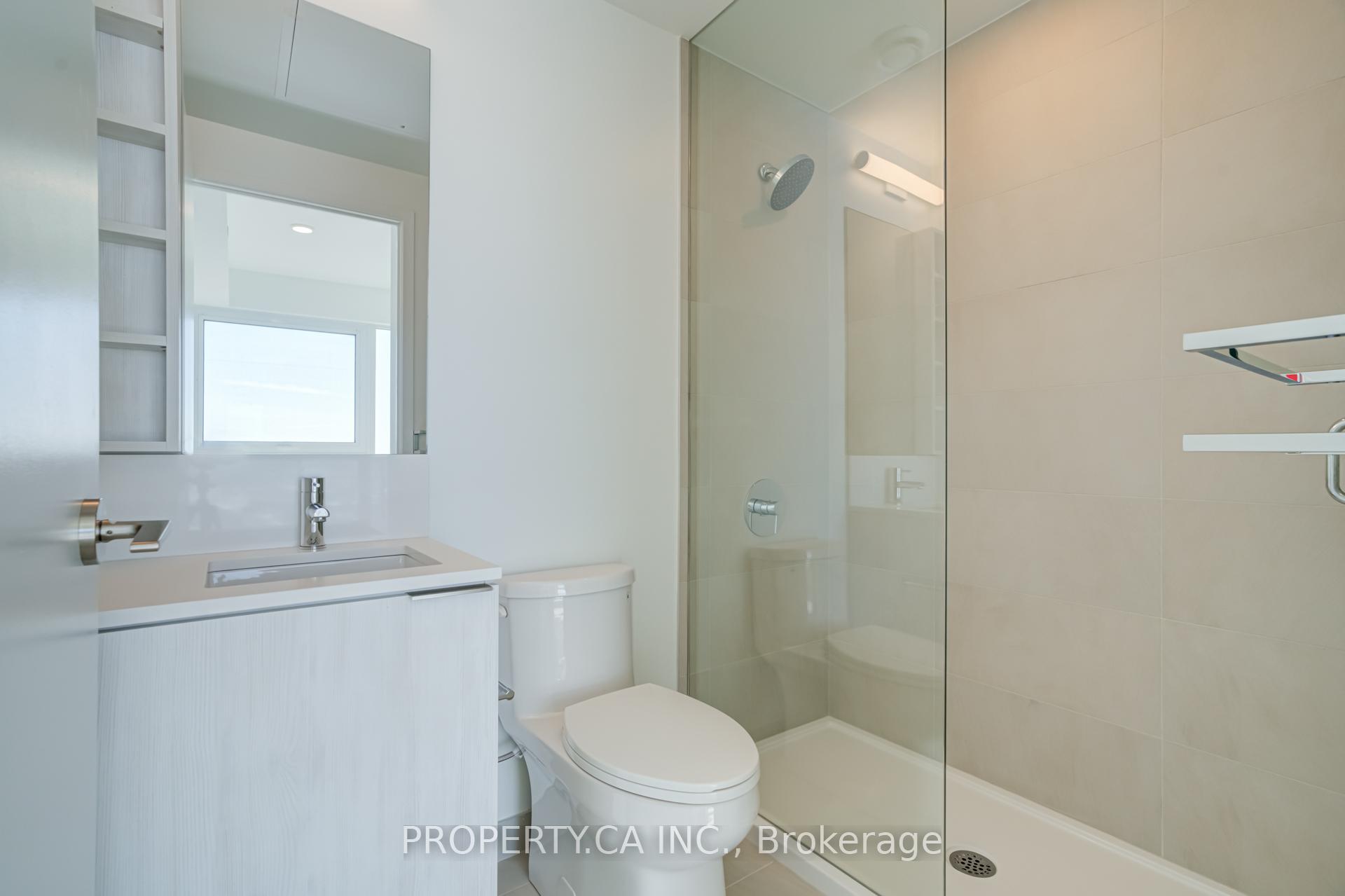 1000 Portage Parkway 2107