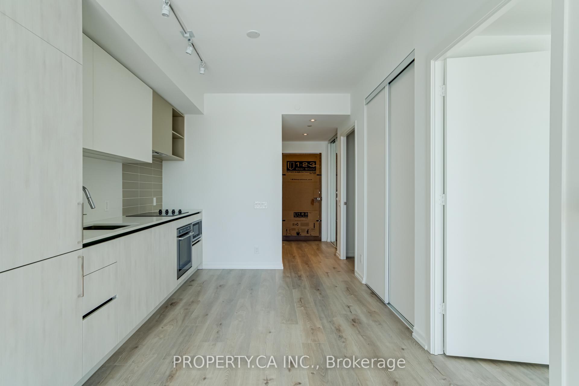 1000 Portage Parkway 2107