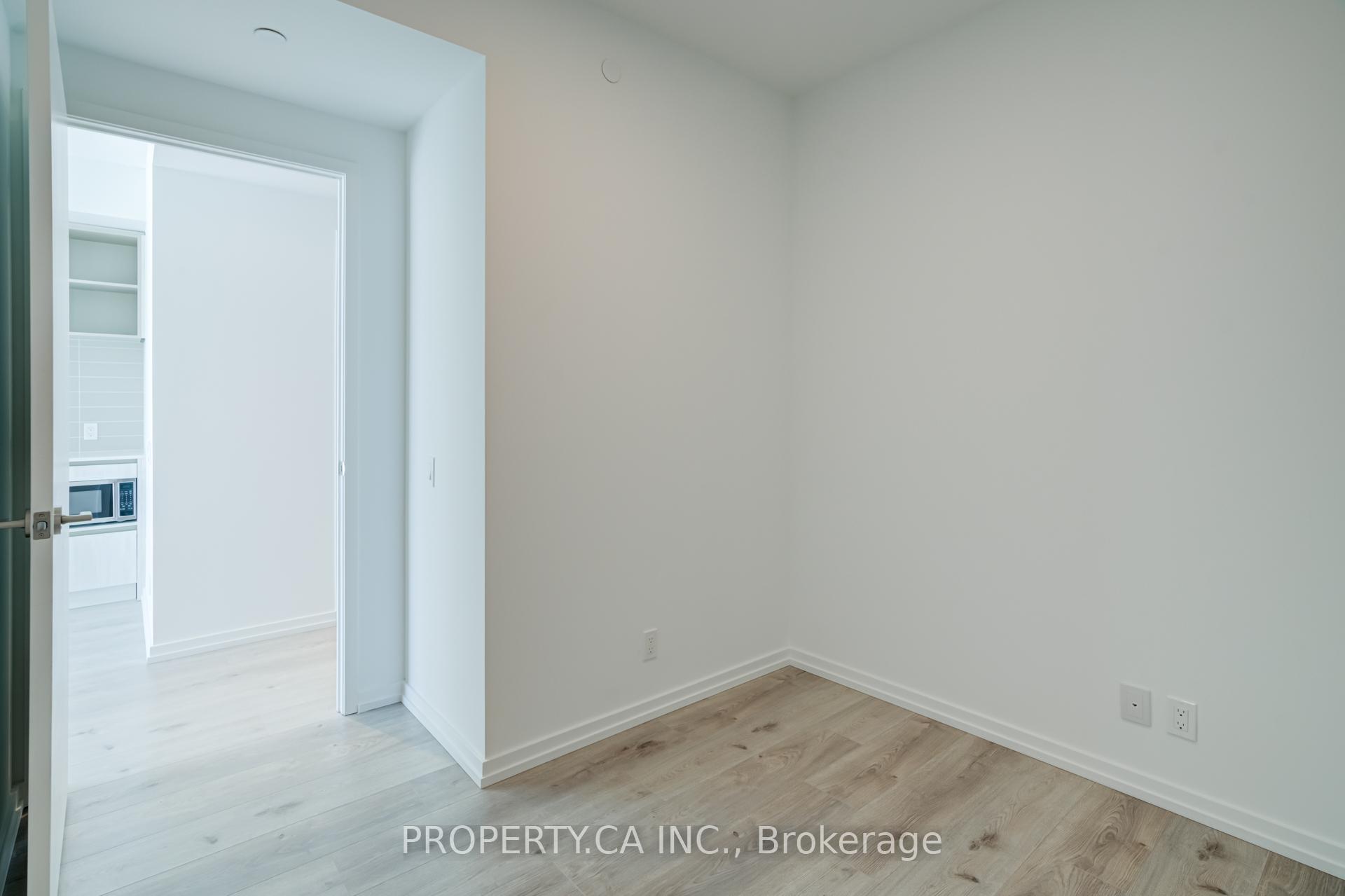 1000 Portage Parkway 2107